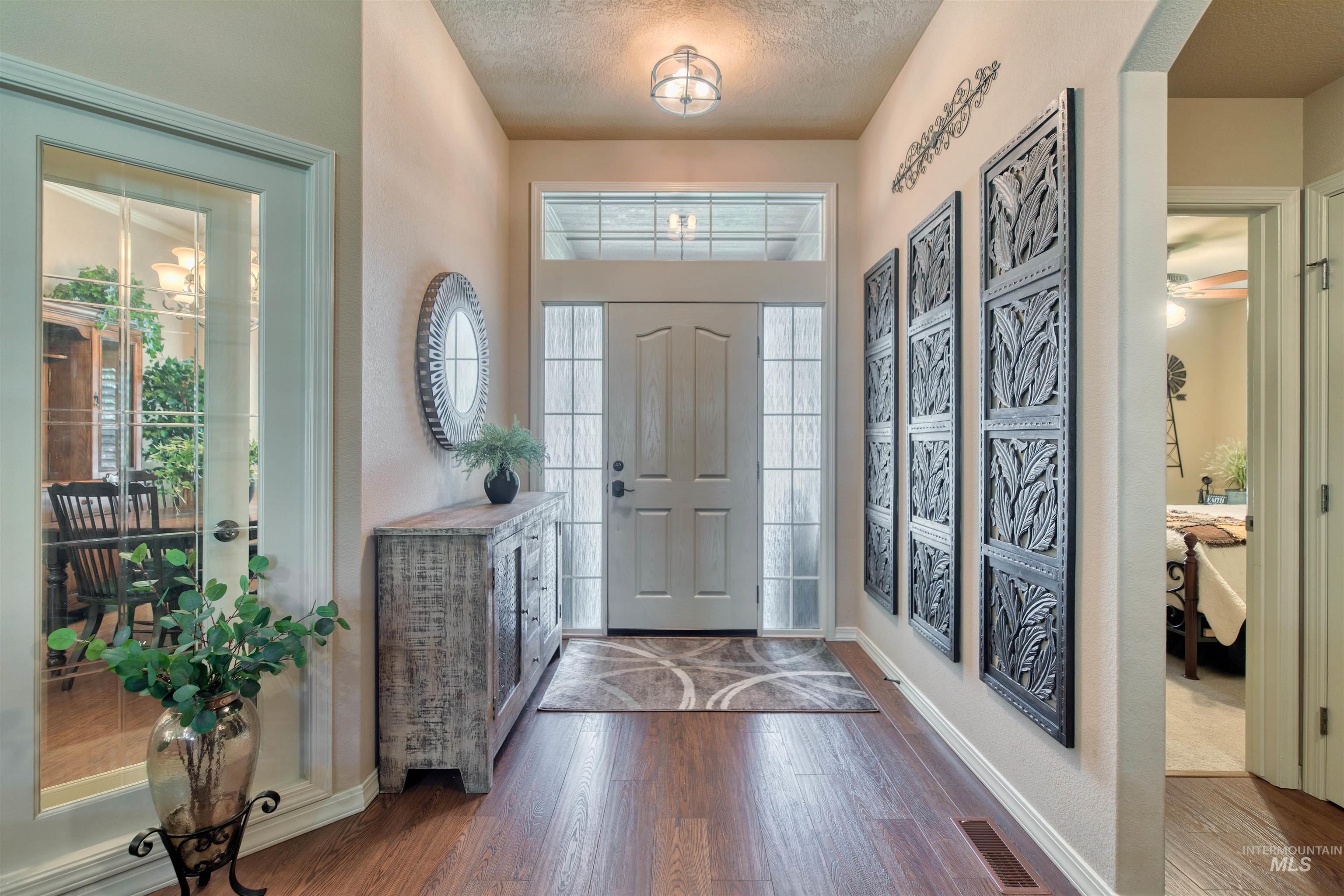 584 W Welch, Meridian, Idaho 83646, 4 Bedrooms, 2.5 Bathrooms, Residential For Sale, Price $599,999, 98998119