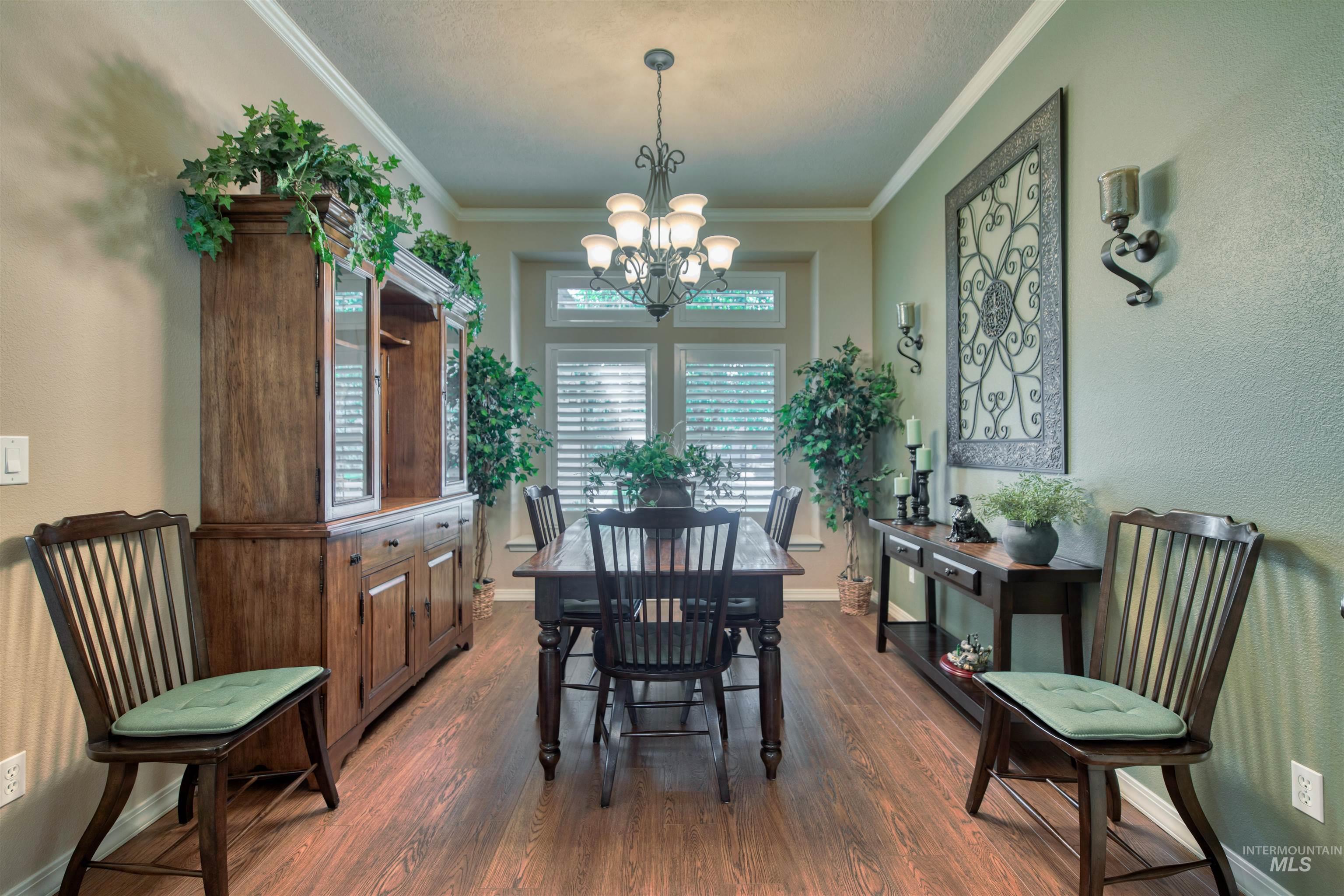584 W Welch, Meridian, Idaho 83646, 4 Bedrooms, 2.5 Bathrooms, Residential For Sale, Price $599,999, 98998119