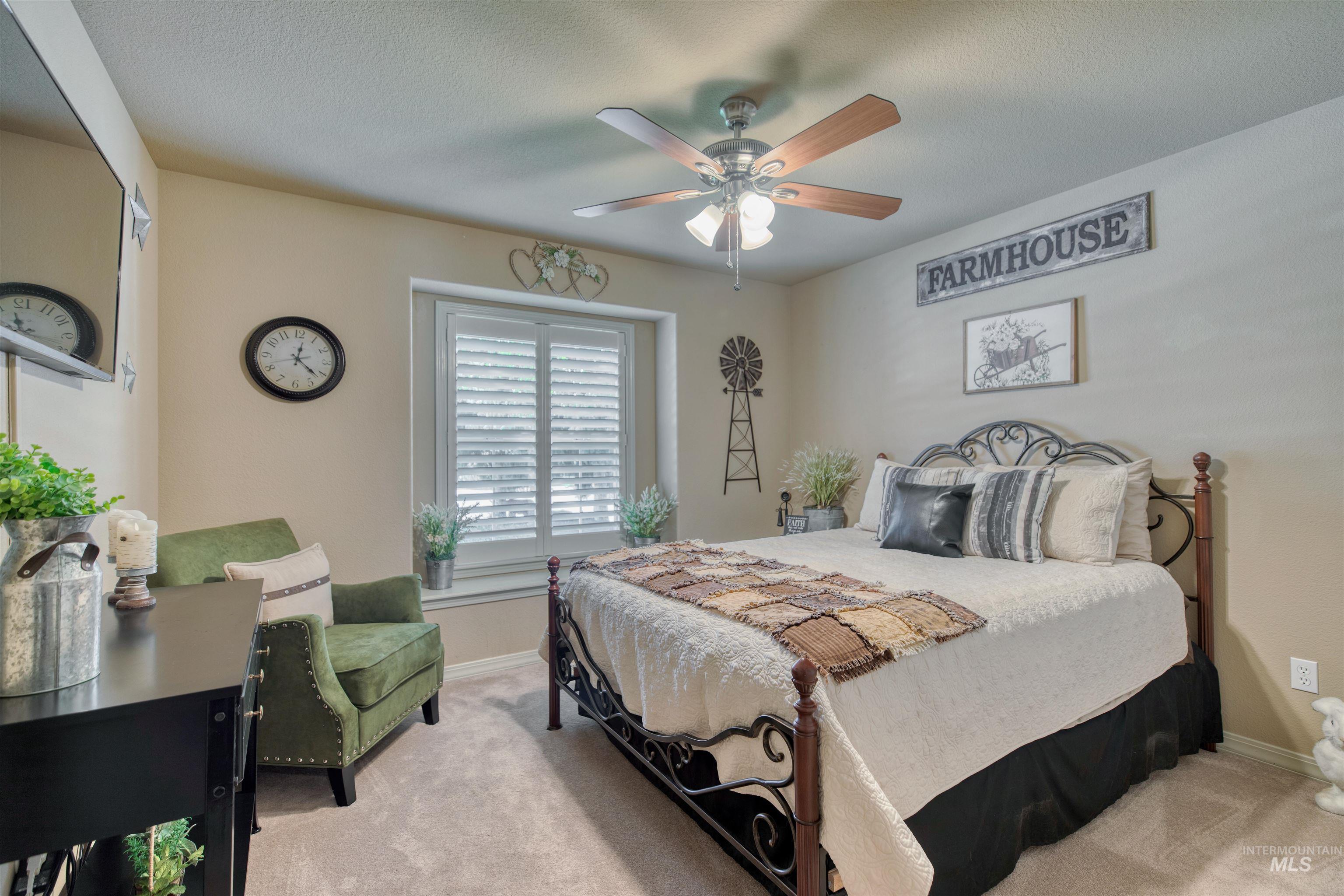 584 W Welch, Meridian, Idaho 83646, 4 Bedrooms, 2.5 Bathrooms, Residential For Sale, Price $599,999, 98998119