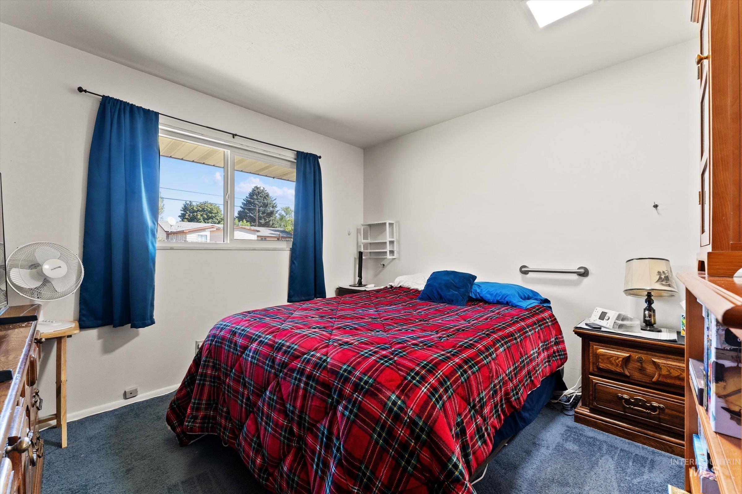 1240 E 16th North, Mountain Home, Idaho 83647, 3 Bedrooms, 1 Bathroom, Residential For Sale, Price $299,900,MLS 98998120