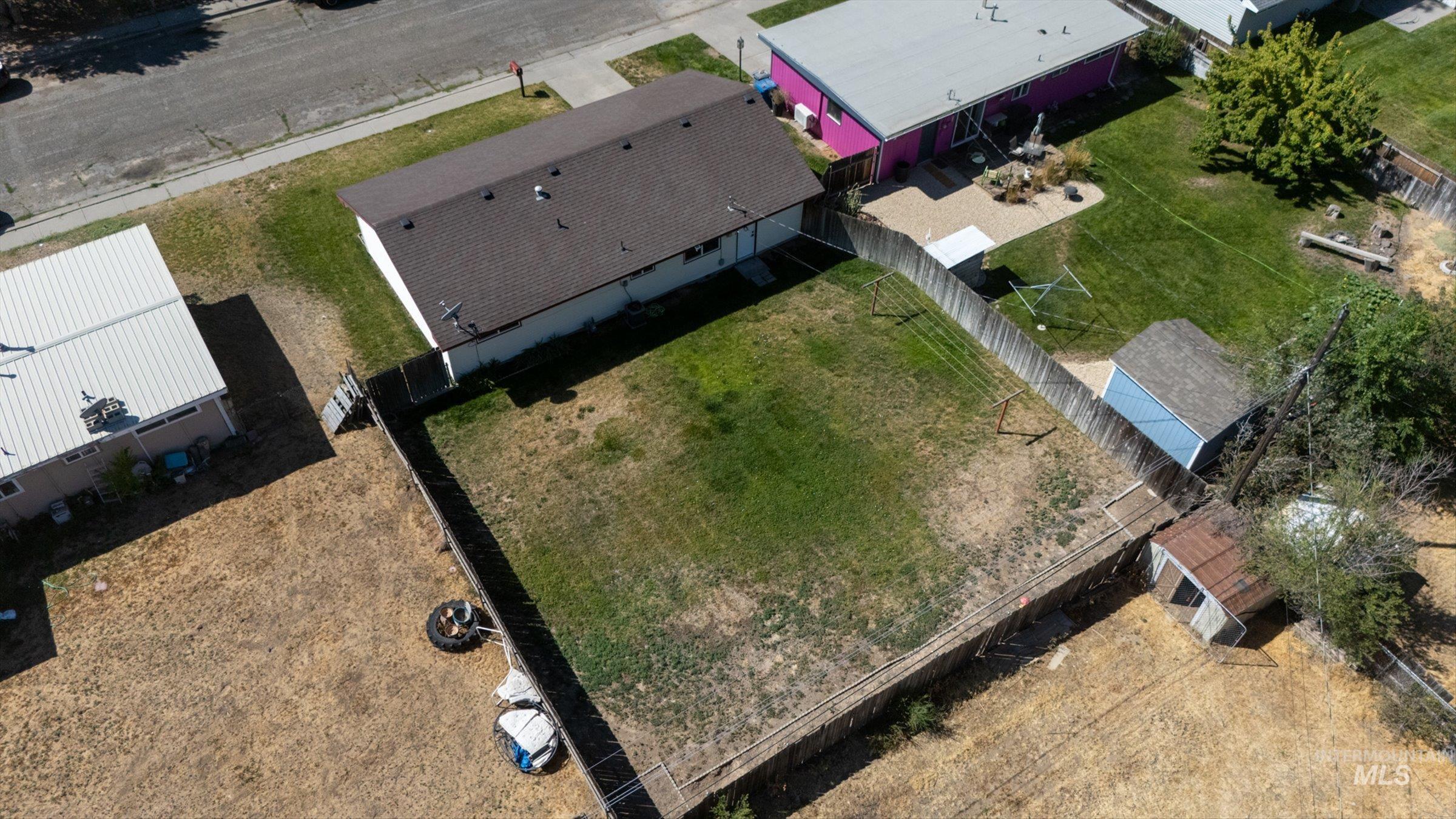 1240 E 16th North, Mountain Home, Idaho 83647, 3 Bedrooms, 1 Bathroom, Residential For Sale, Price $299,900,MLS 98998120