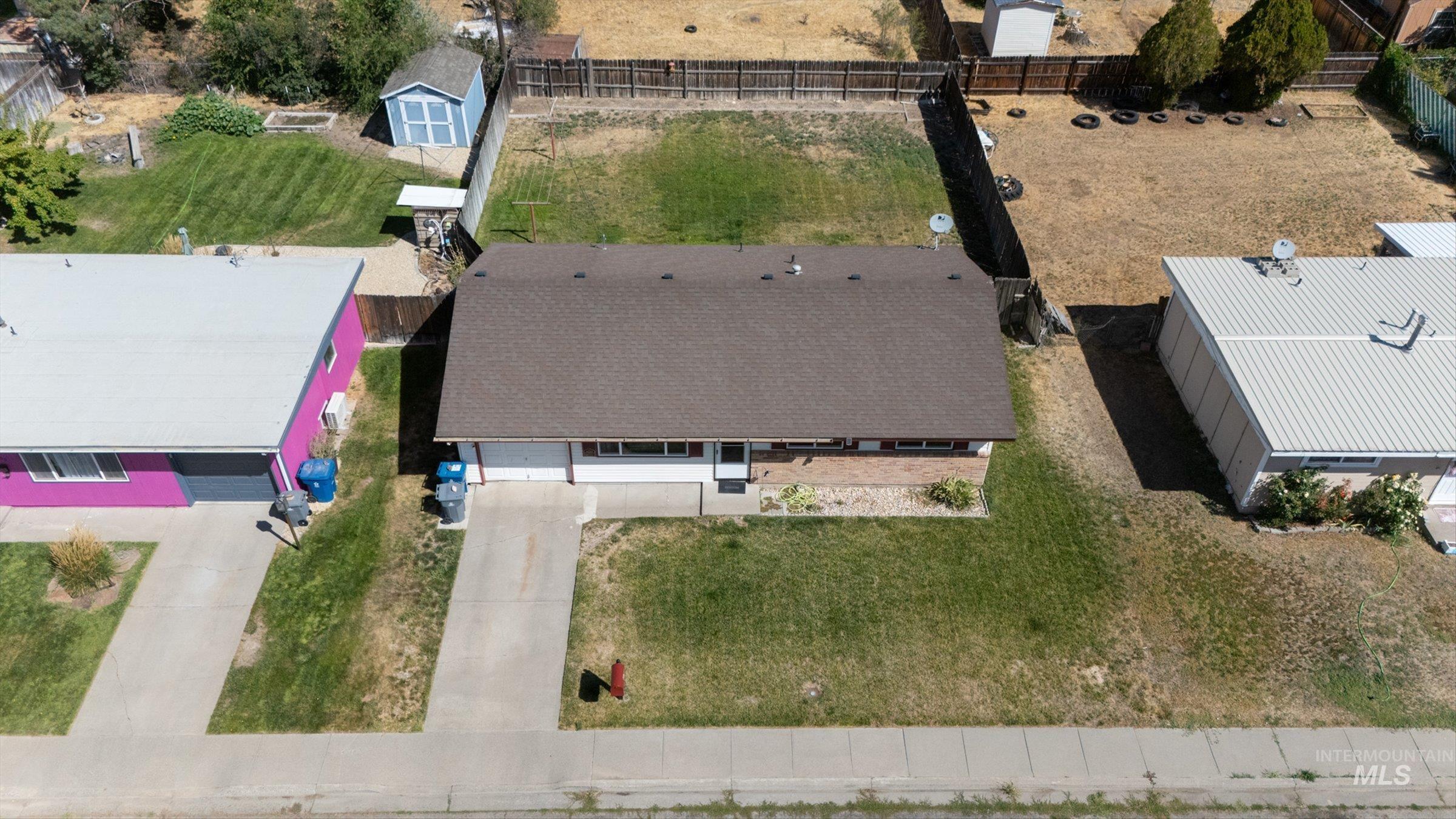 1240 E 16th North, Mountain Home, Idaho 83647, 3 Bedrooms, 1 Bathroom, Residential For Sale, Price $299,900,MLS 98998120
