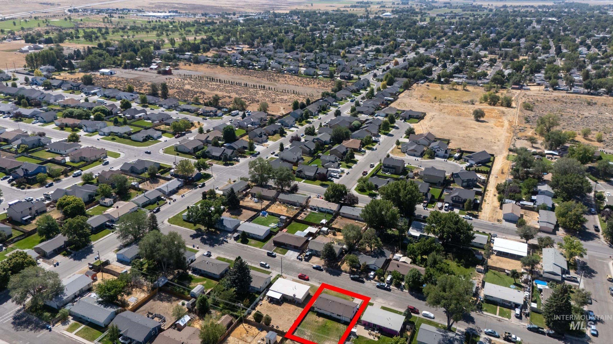 1240 E 16th North, Mountain Home, Idaho 83647, 3 Bedrooms, 1 Bathroom, Residential For Sale, Price $299,900,MLS 98998120