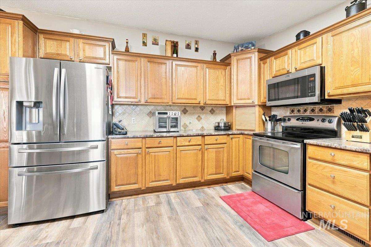 23519 Wamstad Rd, Parma, Idaho 83660, 3 Bedrooms, 2 Bathrooms, Residential For Sale, Price $605,000, 98998121