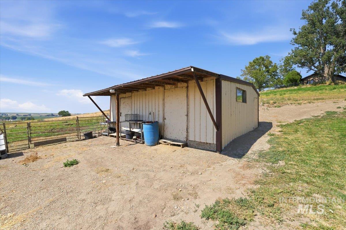 23519 Wamstad Rd, Parma, Idaho 83660, 3 Bedrooms, 2 Bathrooms, Residential For Sale, Price $605,000, 98998121