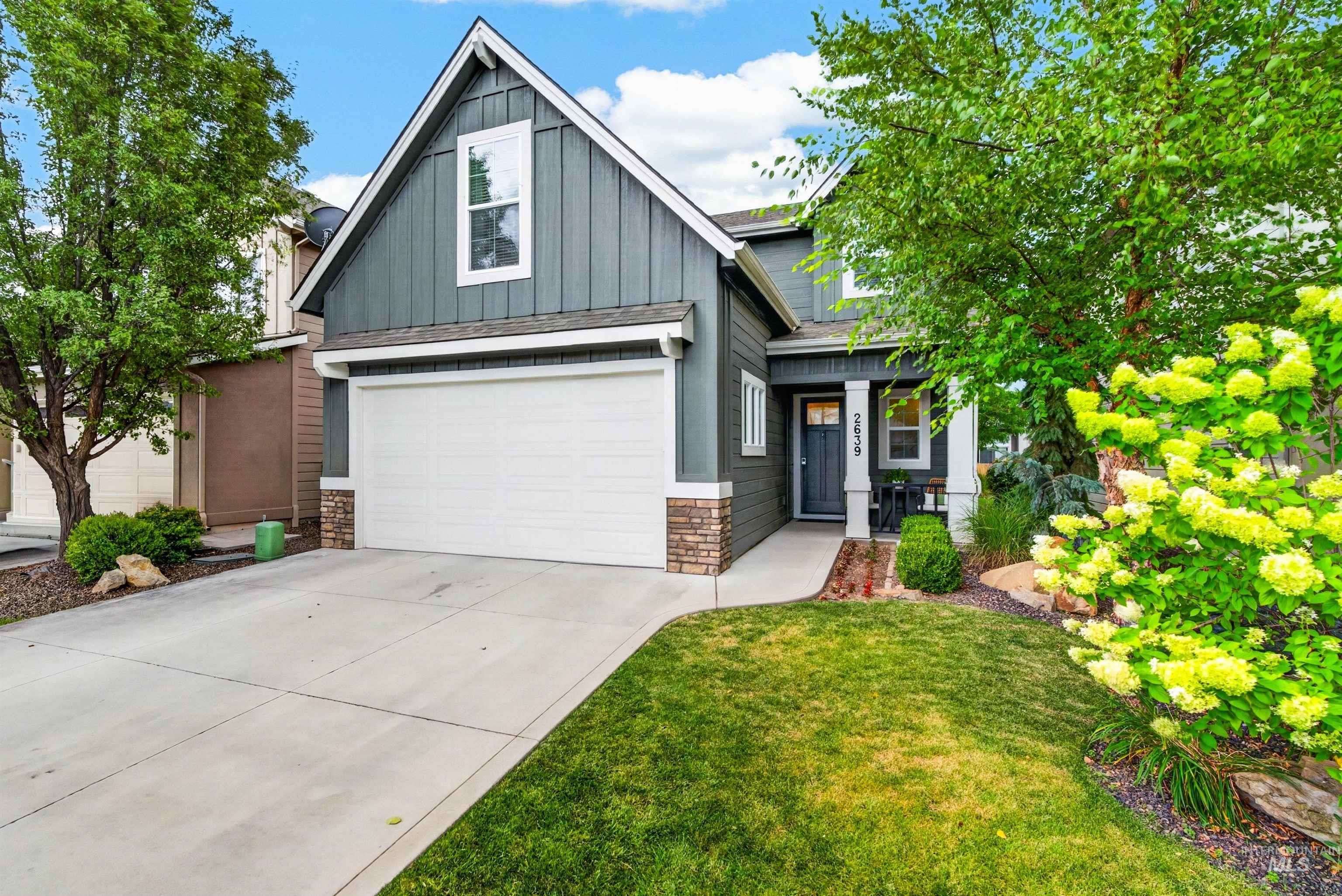 2639 E Ragusa Lane, Meridian, Idaho 83642, 3 Bedrooms, 2.5 Bathrooms, Residential For Sale, Price $520,000,MLS 98998125