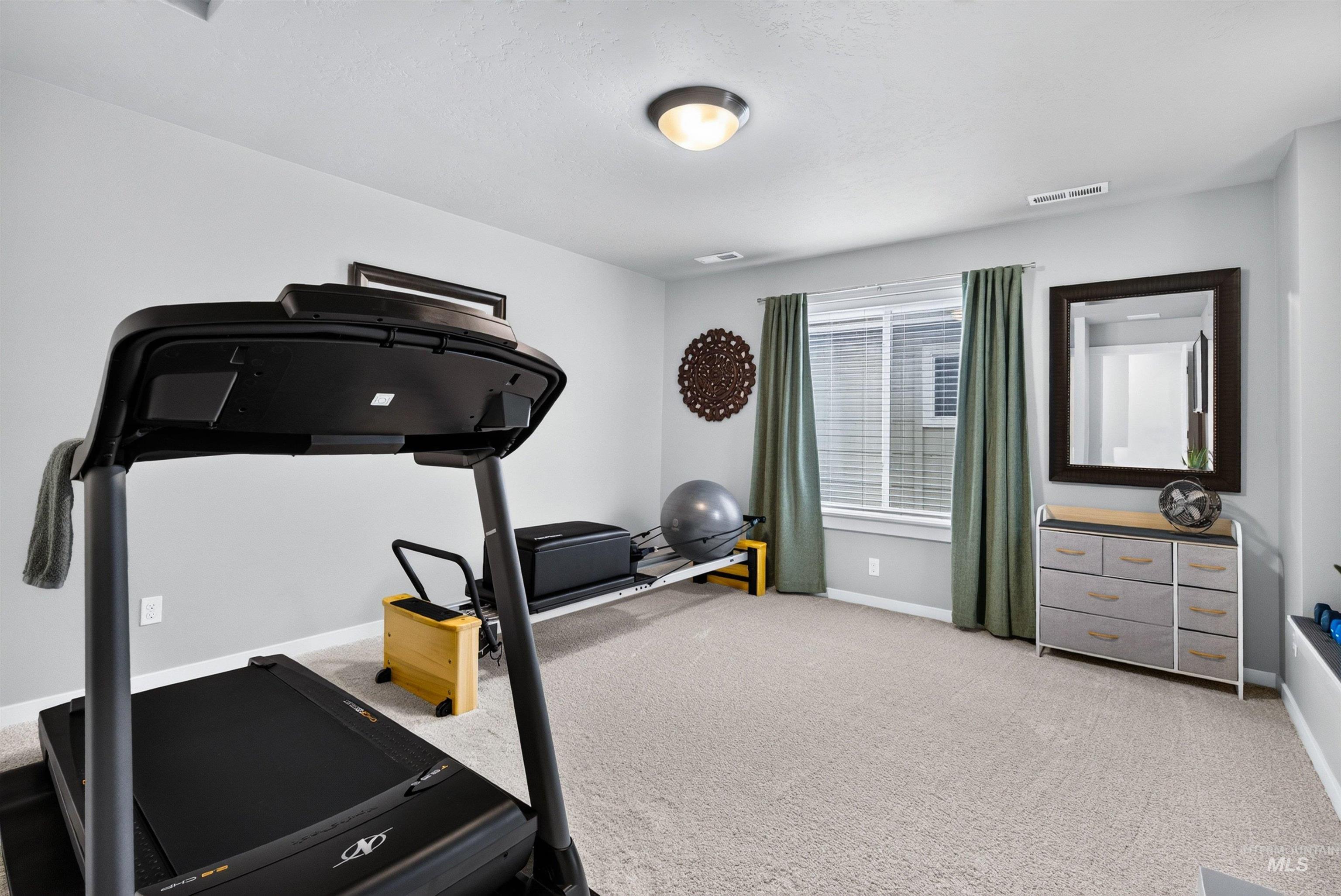 2639 E Ragusa Lane, Meridian, Idaho 83642, 3 Bedrooms, 2.5 Bathrooms, Residential For Sale, Price $520,000,MLS 98998125