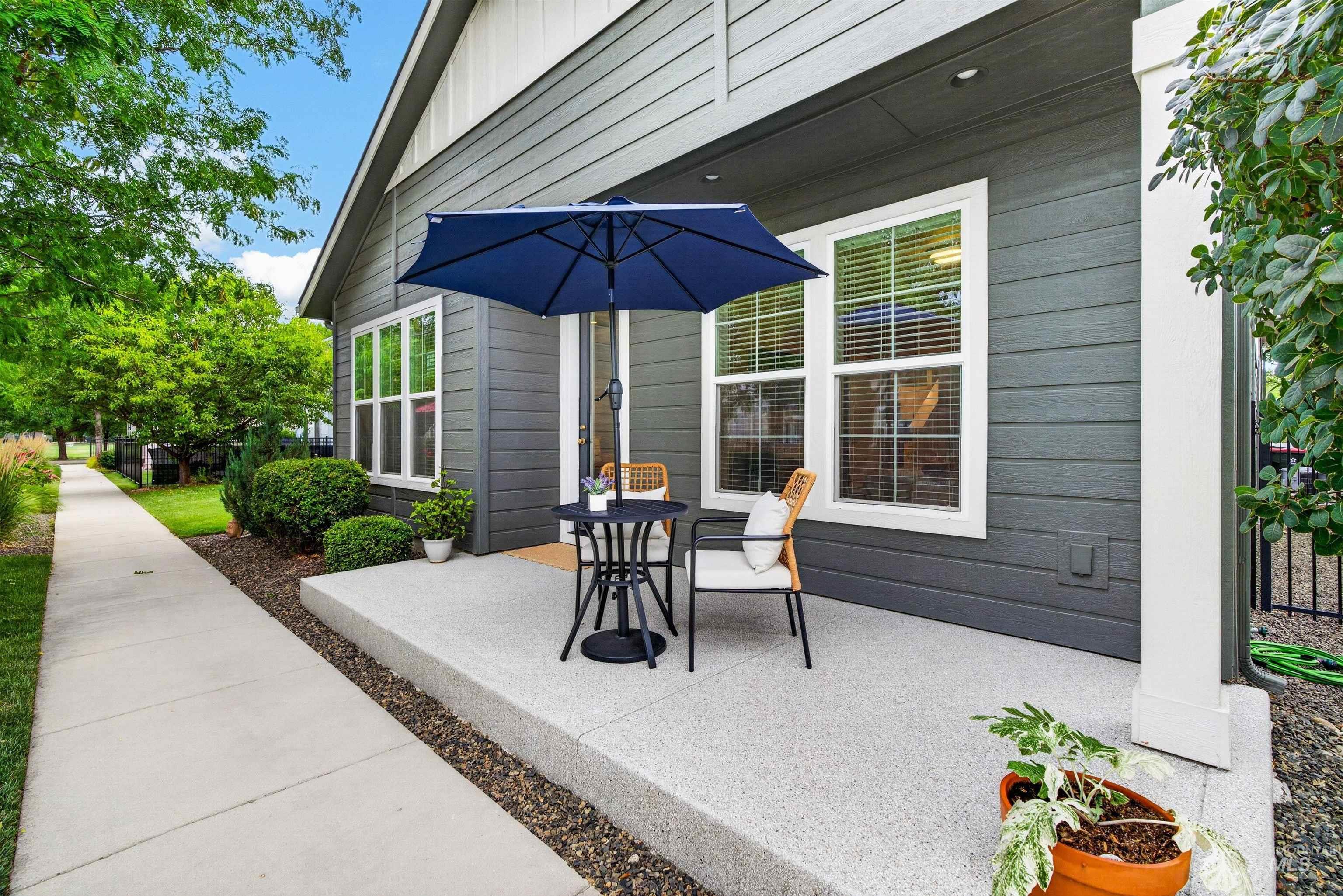 2639 E Ragusa Lane, Meridian, Idaho 83642, 3 Bedrooms, 2.5 Bathrooms, Residential For Sale, Price $520,000,MLS 98998125