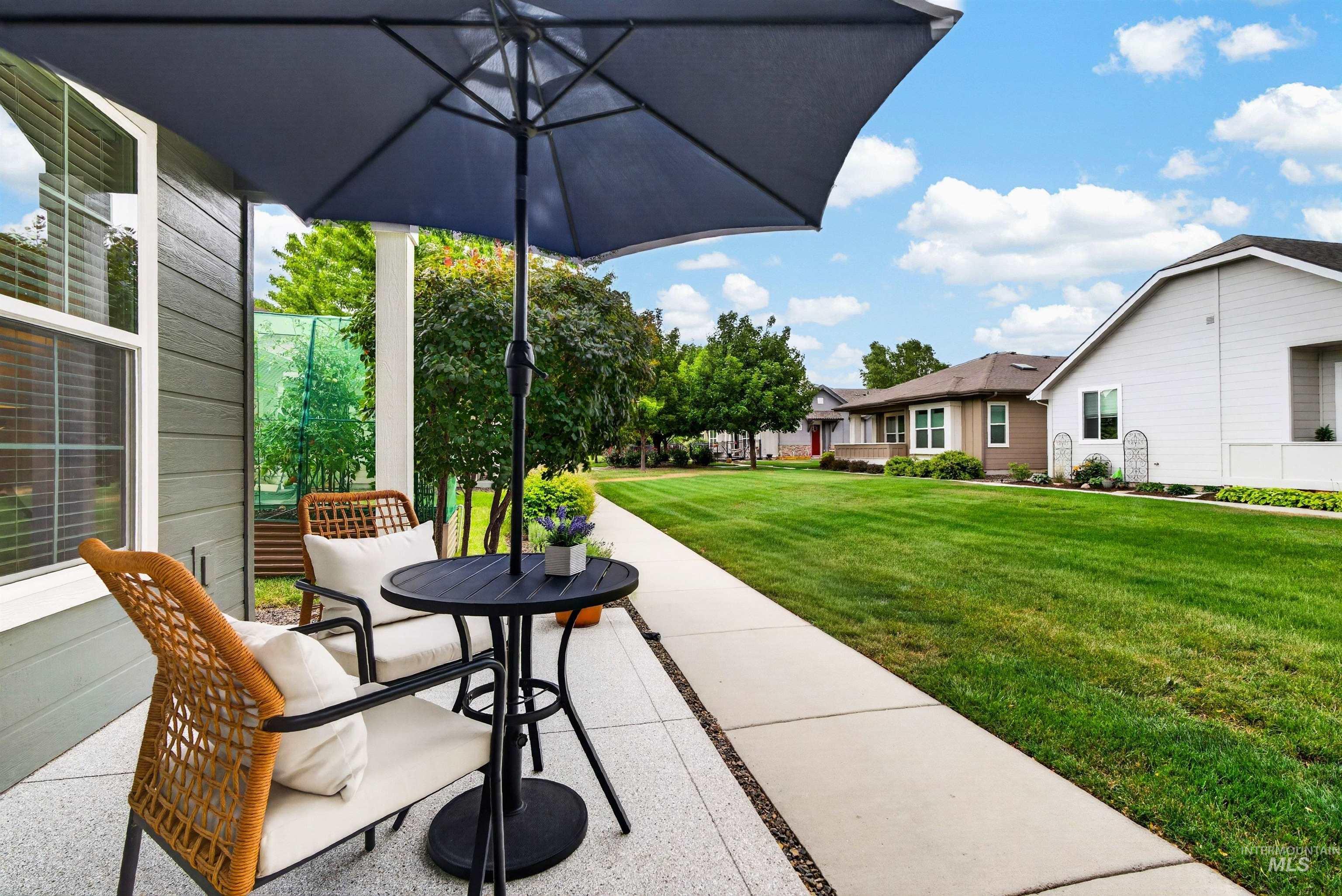 2639 E Ragusa Lane, Meridian, Idaho 83642, 3 Bedrooms, 2.5 Bathrooms, Residential For Sale, Price $520,000,MLS 98998125