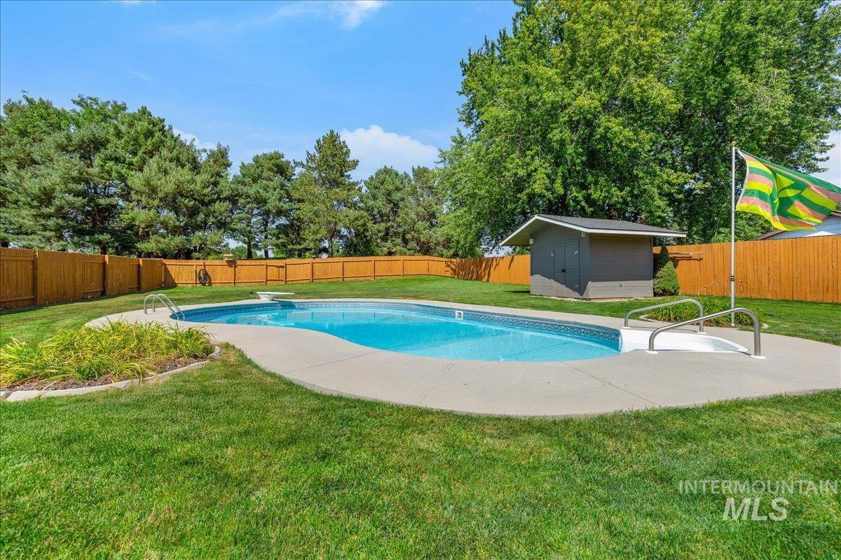 9752 W Bridgegate St, Boise, Idaho 83709, 3 Bedrooms, 2 Bathrooms, Residential For Sale, Price $639,000,MLS 98998127
