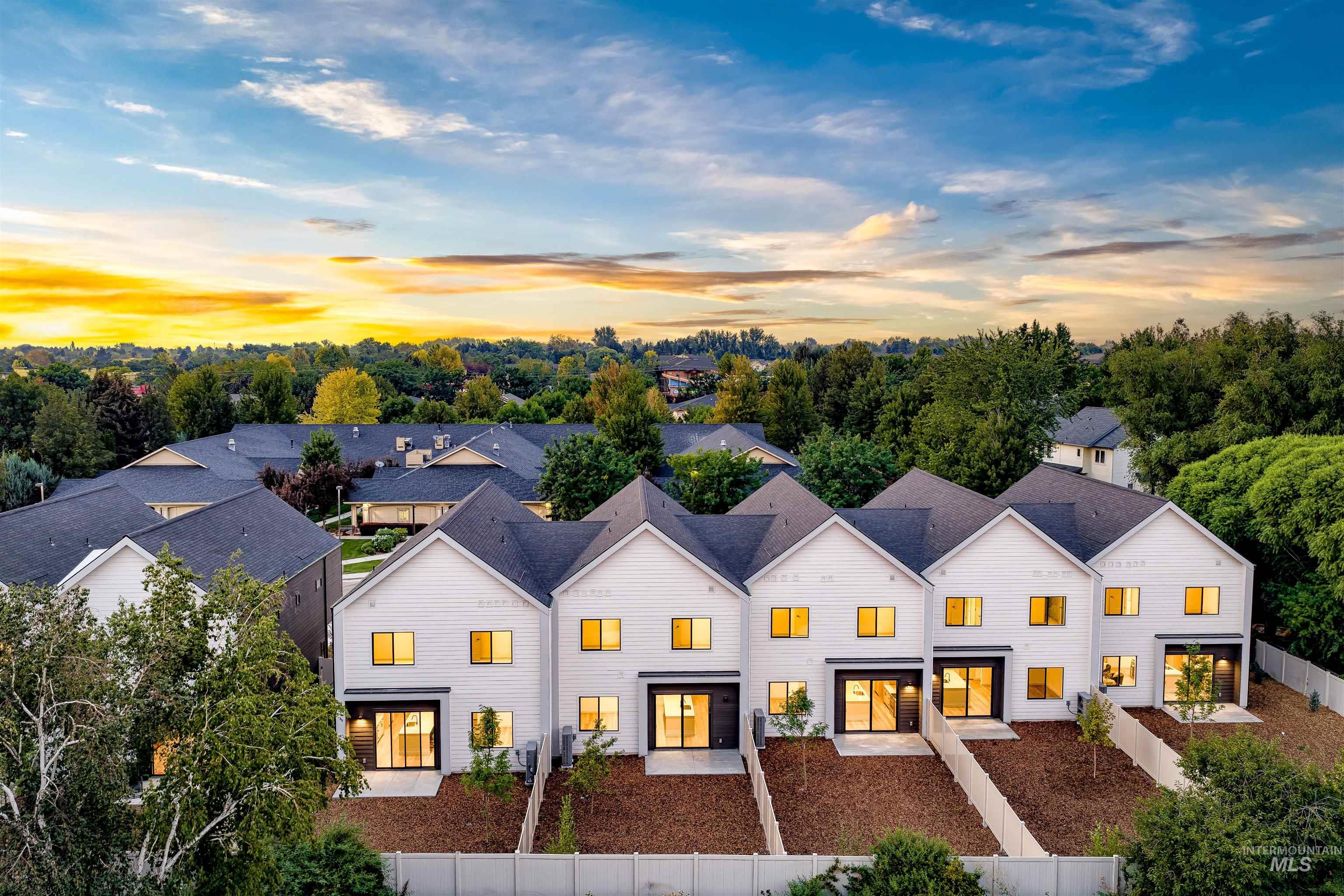 10131 W Southerland Dr, Boise, Idaho 83709, 3 Bedrooms, 2.5 Bathrooms, Residential For Sale, Price $547,900, 98998129