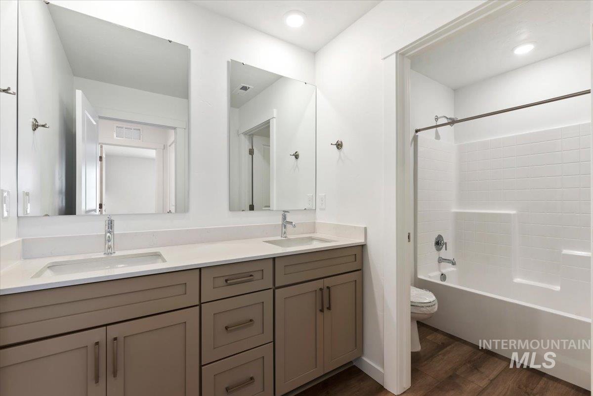 4318 Portofino Way, Caldwell, Idaho 83605, 4 Bedrooms, 3 Bathrooms, Residential For Sale, Price $588,000, 98998134