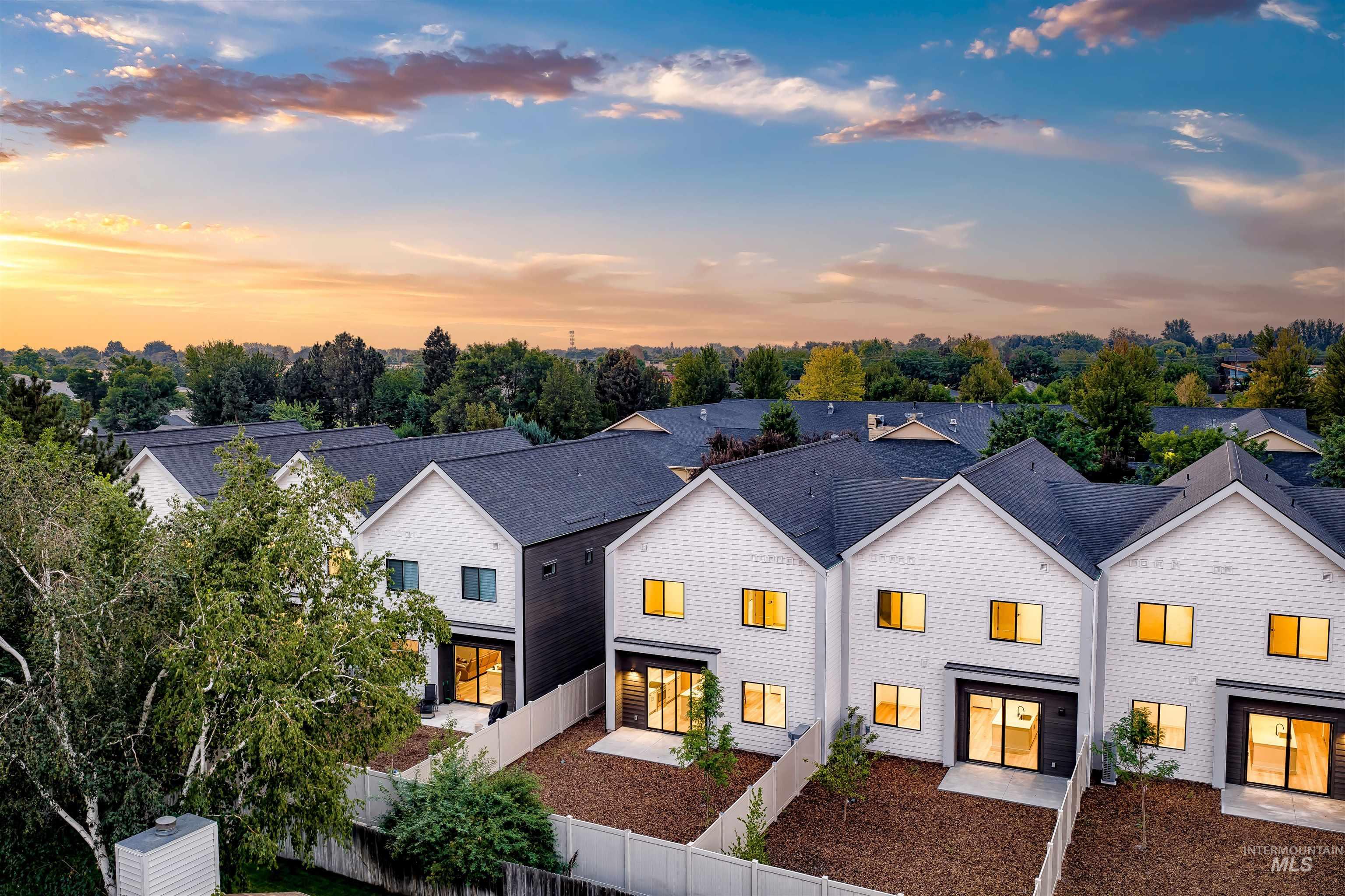 10149 W Southerland Dr, Boise, Idaho 83709, 3 Bedrooms, 2.5 Bathrooms, Residential For Sale, Price $554,900, 98998136