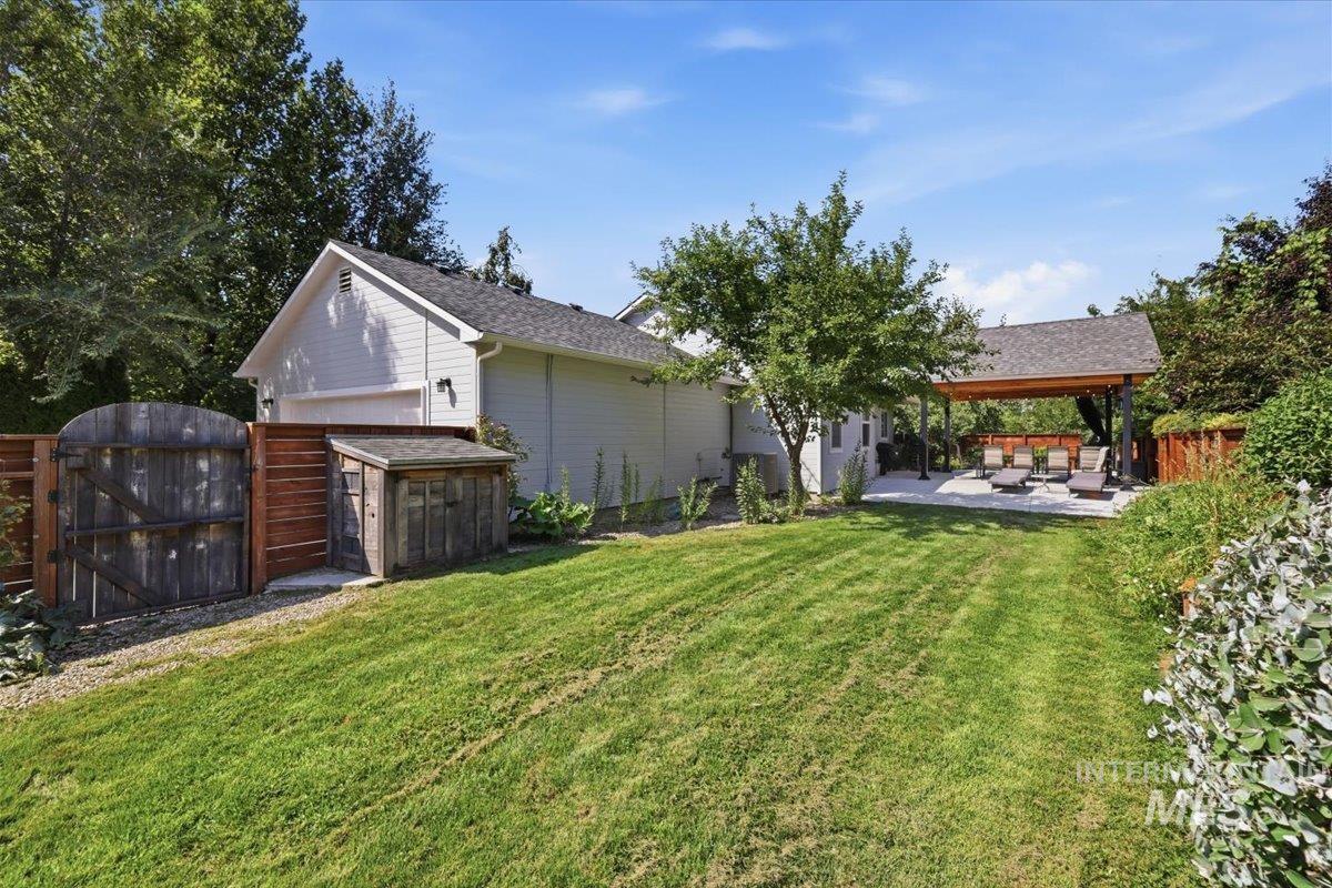 2336 Lower Pond Lane, Homedale, Idaho 83628, 3 Bedrooms, 2 Bathrooms, Residential For Sale, Price $825,000,MLS 98998139