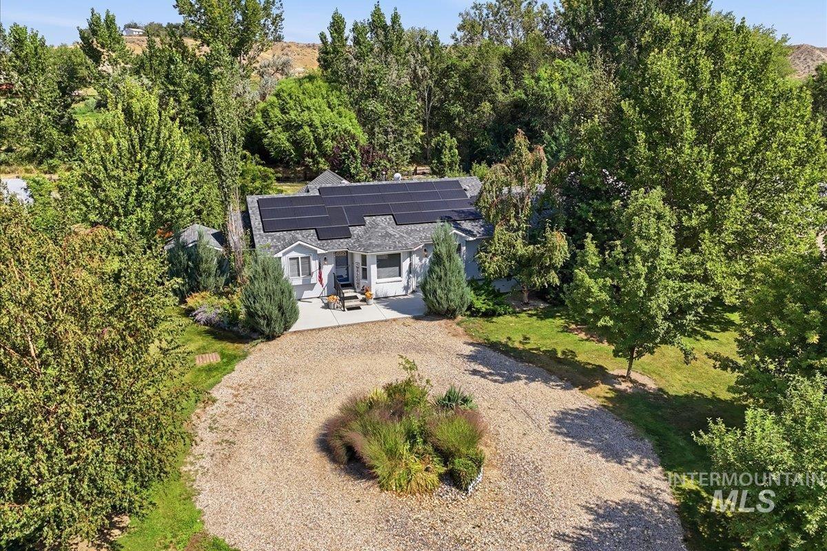 2336 Lower Pond Lane, Homedale, Idaho 83628, 3 Bedrooms, 2 Bathrooms, Residential For Sale, Price $825,000,MLS 98998139