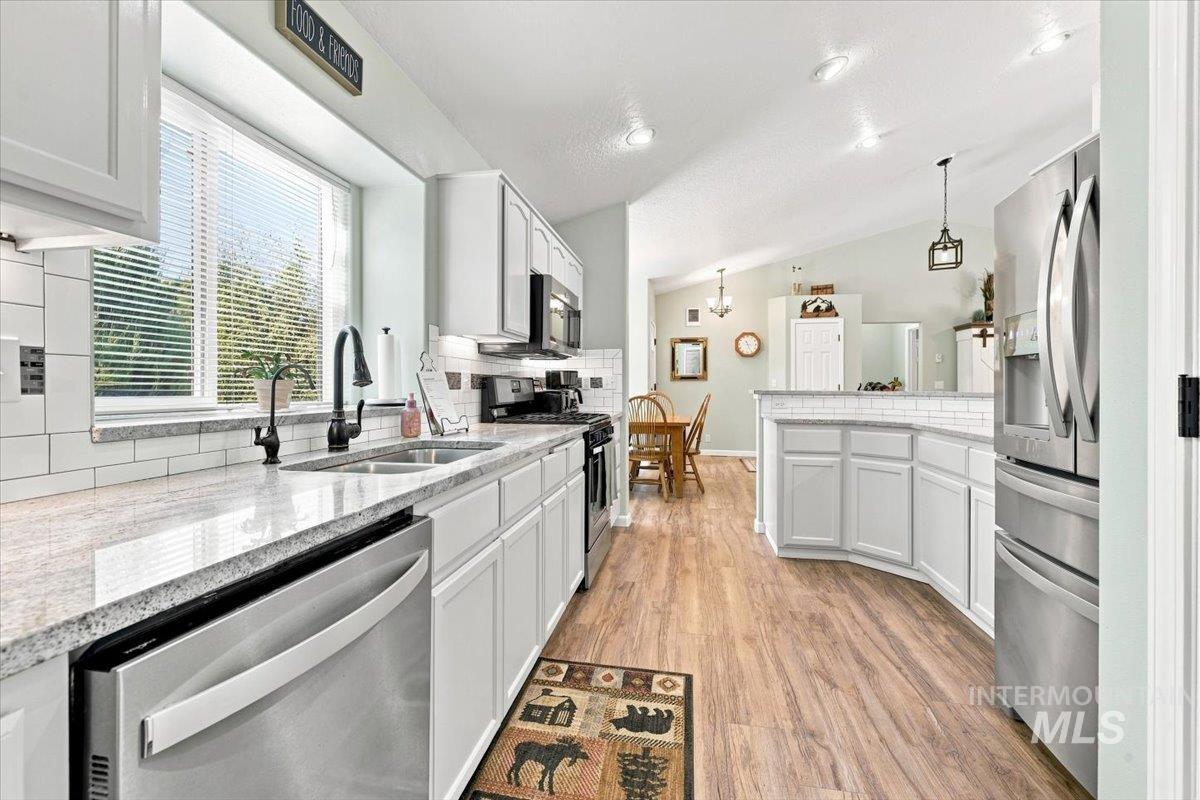 2336 Lower Pond Lane, Homedale, Idaho 83628, 3 Bedrooms, 2 Bathrooms, Residential For Sale, Price $825,000,MLS 98998139