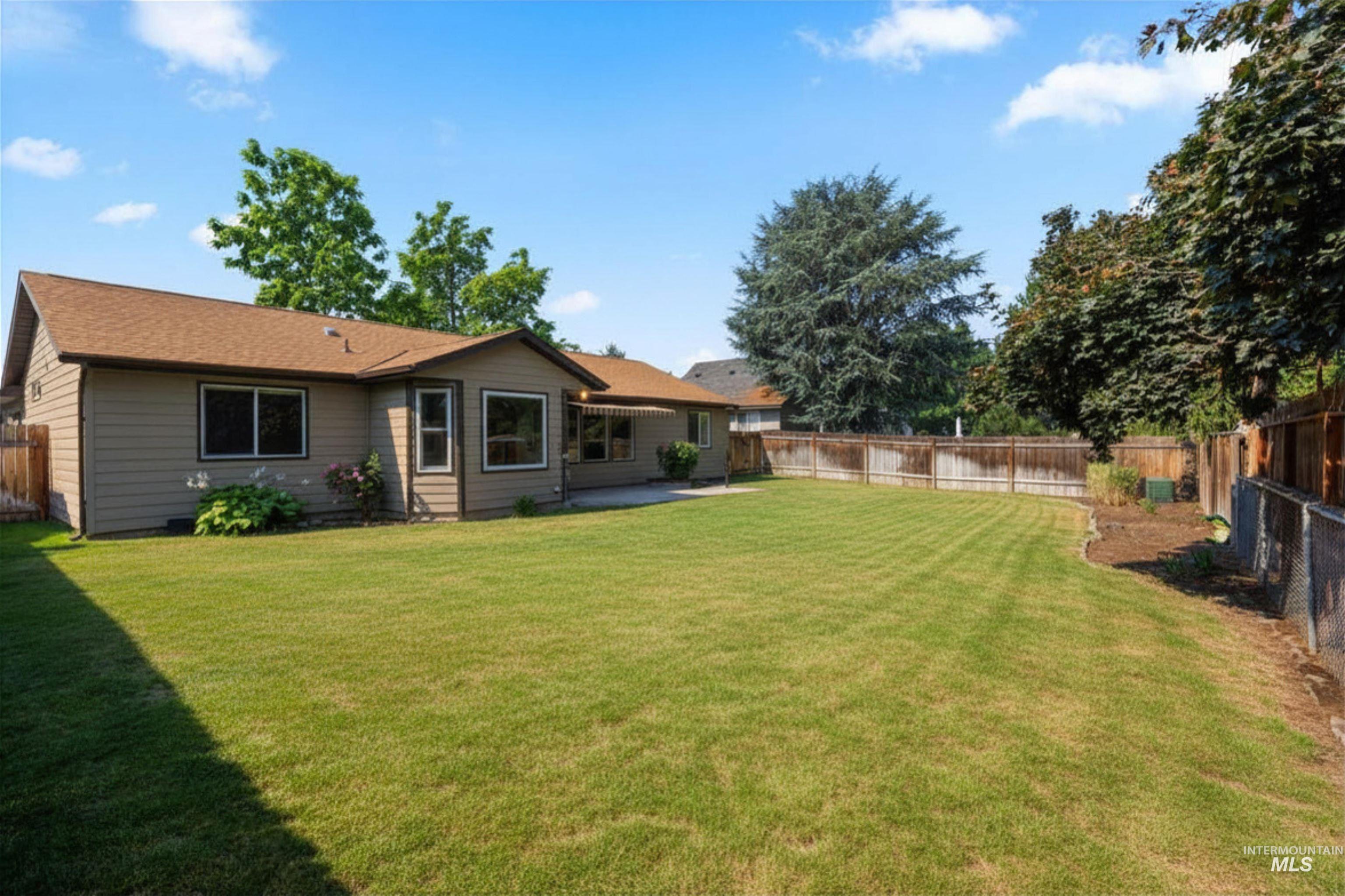 680 W Applegate St, Meridian, Idaho 83642, 4 Bedrooms, 2 Bathrooms, Residential For Sale, Price $504,888,MLS 98998140