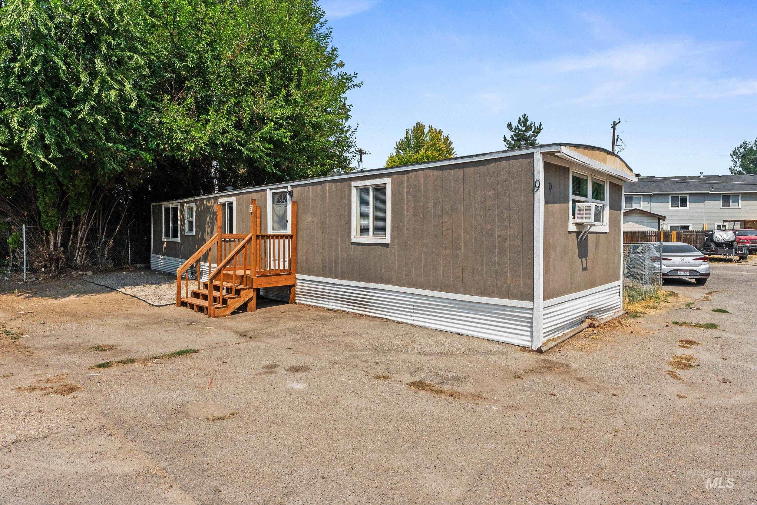 4620 N Pierce Park Ln, Boise, Idaho 83714, 2 Bedrooms, 1 Bathroom, Residential For Sale, Price $60,000, 98998141