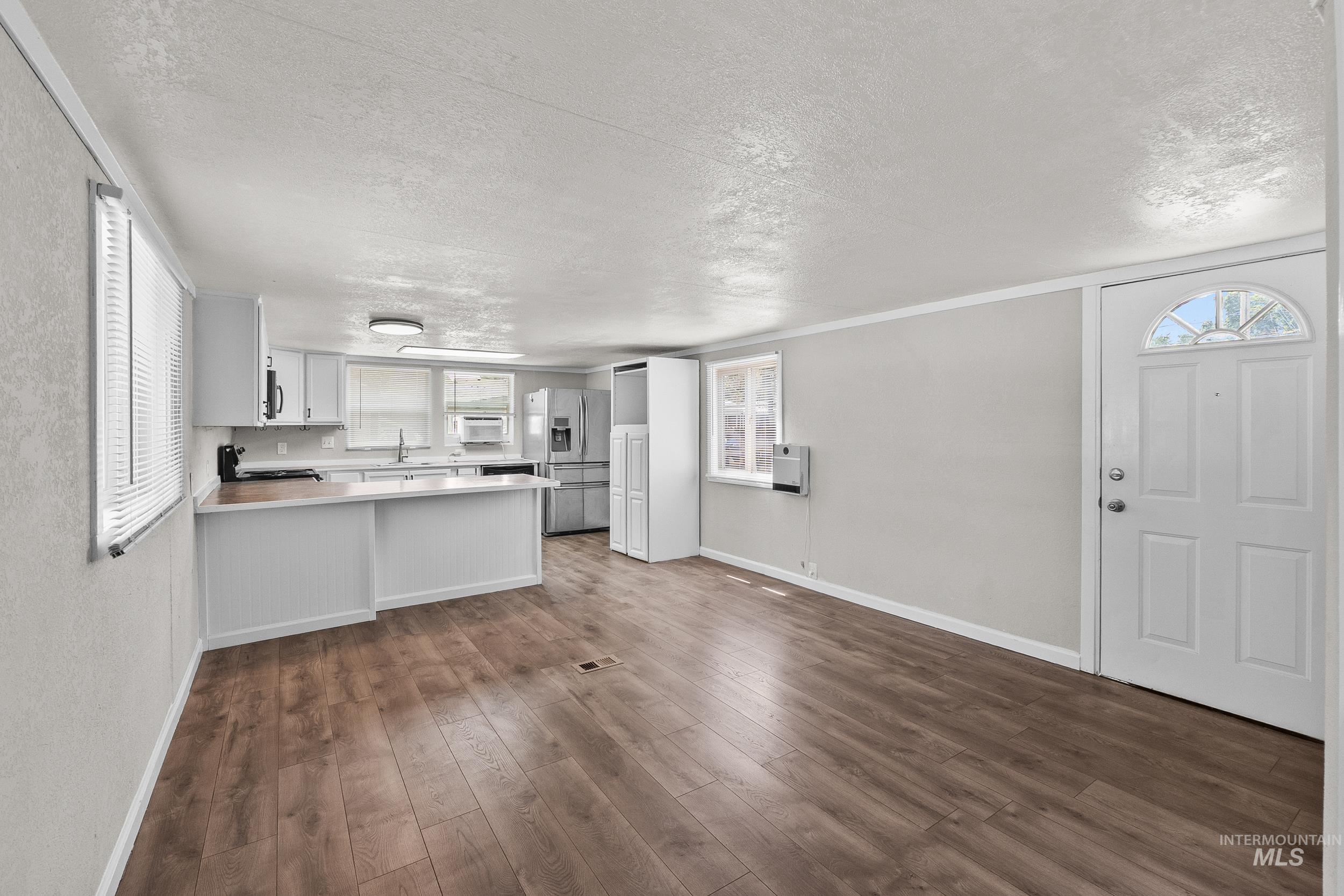 4620 N Pierce Park Ln, Boise, Idaho 83714, 2 Bedrooms, 1 Bathroom, Residential For Sale, Price $60,000, 98998141