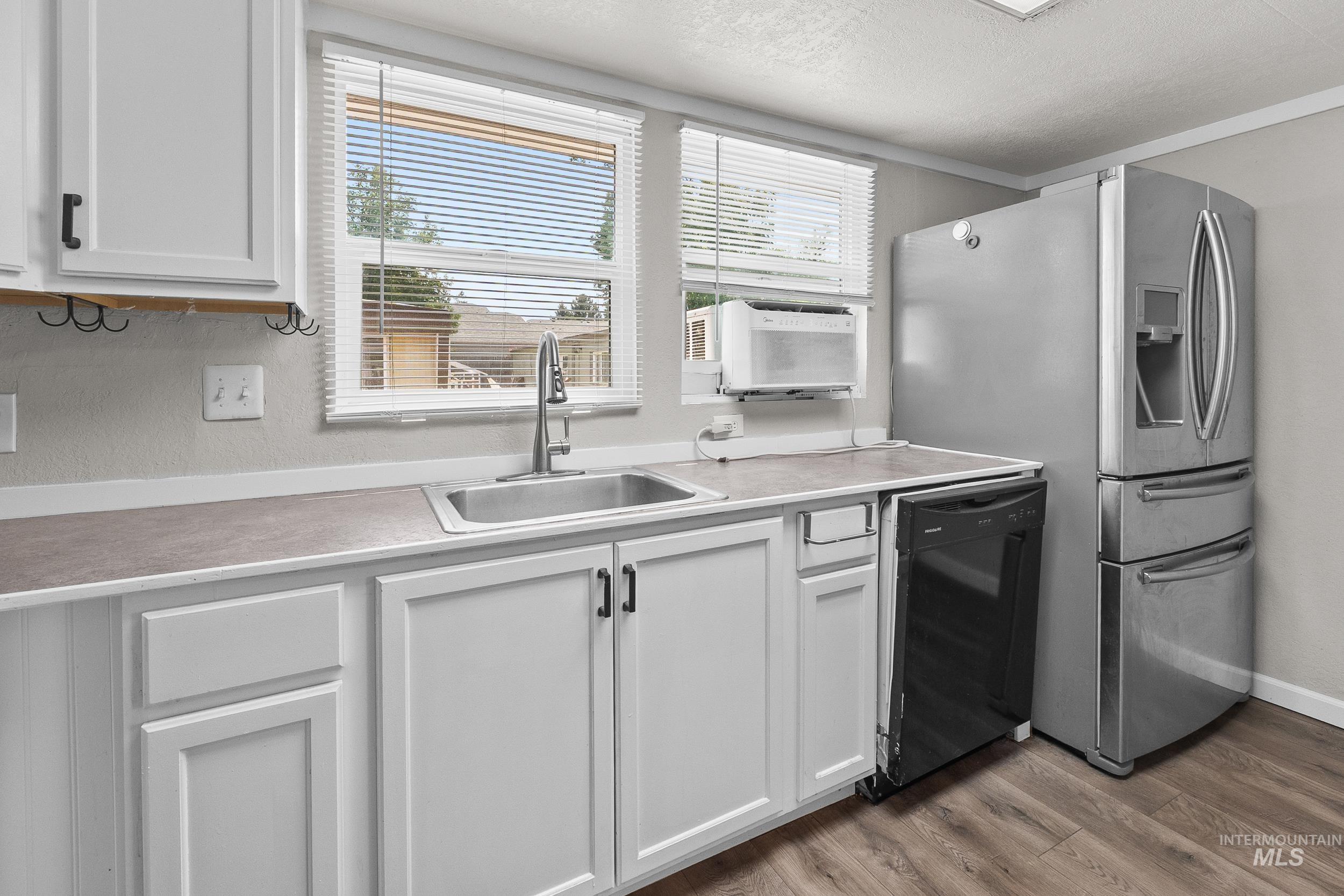 4620 N Pierce Park Ln, Boise, Idaho 83714, 2 Bedrooms, 1 Bathroom, Residential For Sale, Price $60,000, 98998141