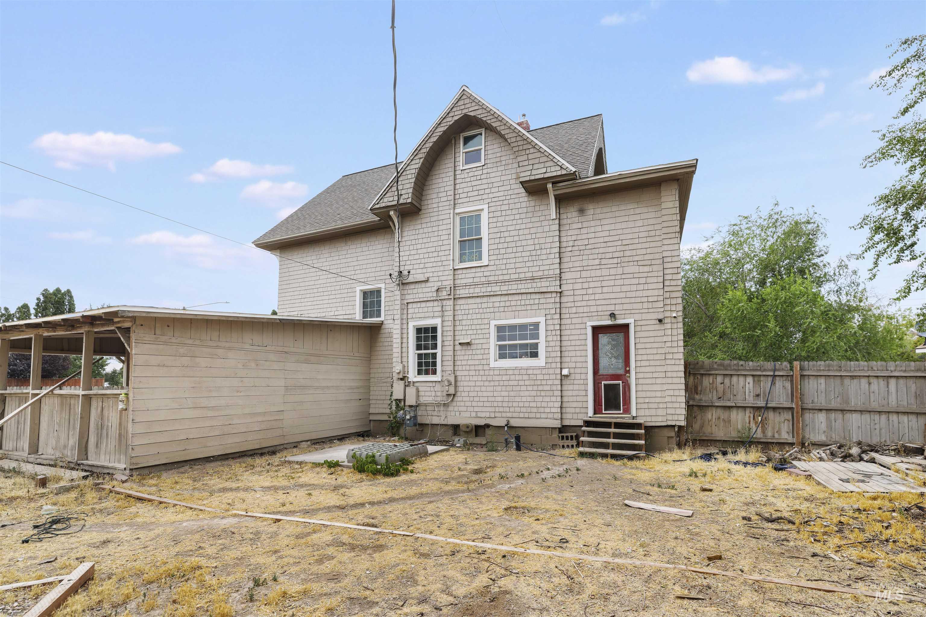 204 Harrison Street, Twin Falls, Idaho 83301, 4 Bedrooms, 3 Bathrooms, Residential For Sale, Price $340,000, 98998143