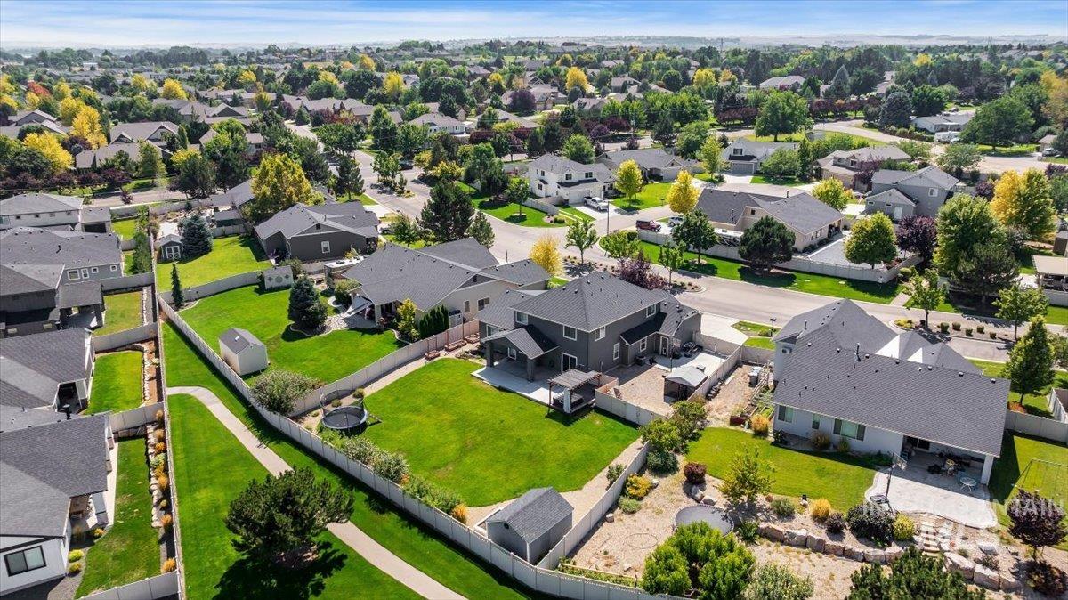 12562 S Carriage Hill Way, Nampa, Idaho 83686, 5 Bedrooms, 3.5 Bathrooms, Residential For Sale, Price $710,000, 98998146