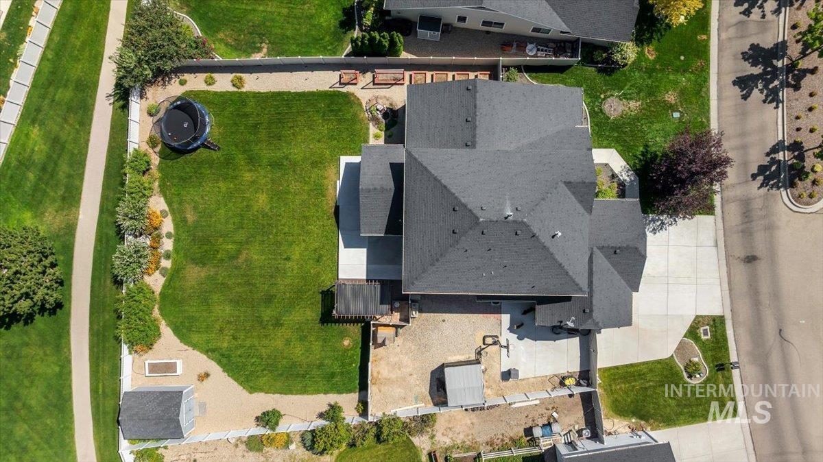 12562 S Carriage Hill Way, Nampa, Idaho 83686, 5 Bedrooms, 3.5 Bathrooms, Residential For Sale, Price $710,000, 98998146