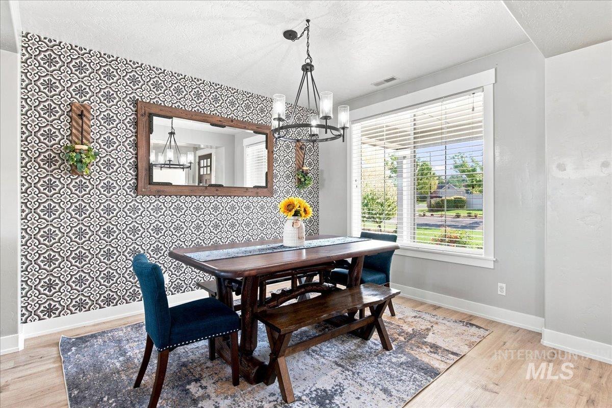 12562 S Carriage Hill Way, Nampa, Idaho 83686, 5 Bedrooms, 3.5 Bathrooms, Residential For Sale, Price $710,000, 98998146