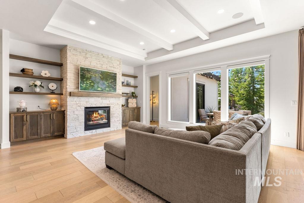 6401 W Biathlon, Eagle, Idaho 83616, 4 Bedrooms, 3 Bathrooms, Residential For Sale, Price $1,239,900, 98998147