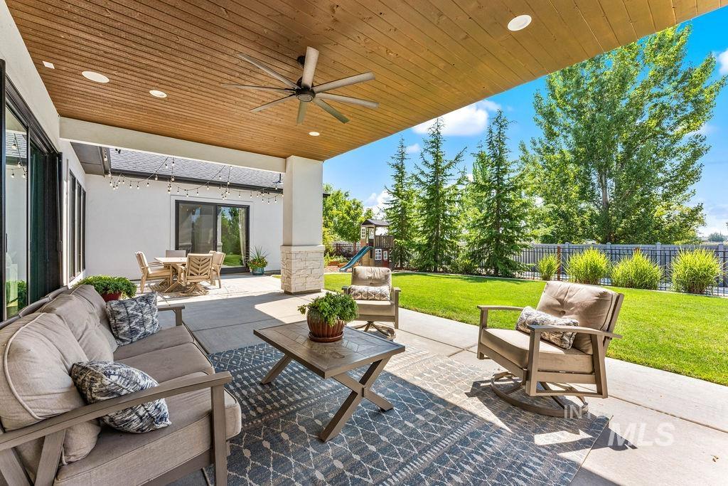 6401 W Biathlon, Eagle, Idaho 83616, 4 Bedrooms, 3 Bathrooms, Residential For Sale, Price $1,239,900, 98998147