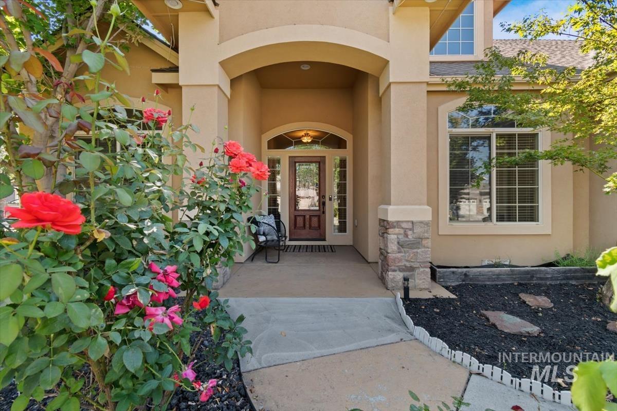 3889 S Lamone Way, Meridian, Idaho 83642, 3 Bedrooms, 3 Bathrooms, Residential For Sale, Price $699,900,MLS 98998148