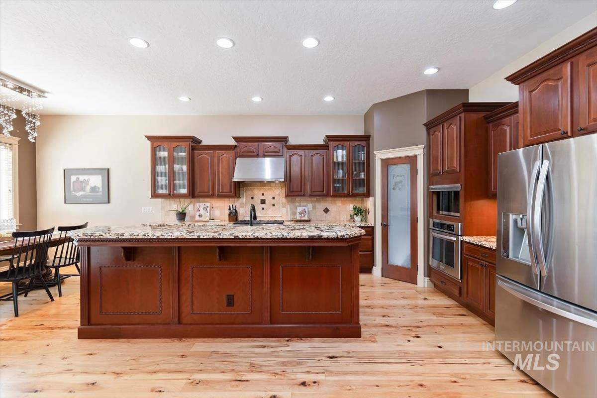 3889 S Lamone Way, Meridian, Idaho 83642, 3 Bedrooms, 3 Bathrooms, Residential For Sale, Price $699,900,MLS 98998148