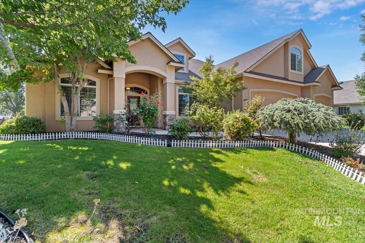 3889 S Lamone Way, Meridian, Idaho 83642, 3 Bedrooms, 3 Bathrooms, Residential For Sale, Price $699,900,MLS 98998148