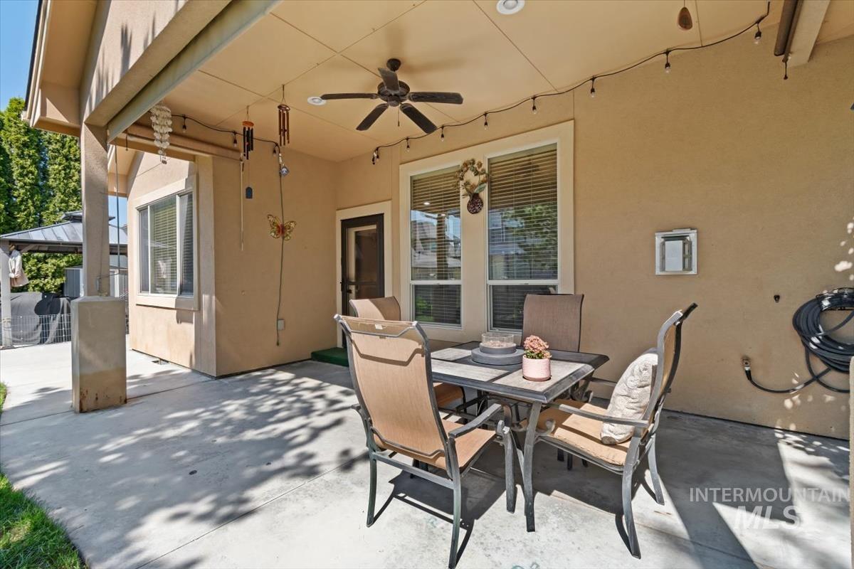 3889 S Lamone Way, Meridian, Idaho 83642, 3 Bedrooms, 3 Bathrooms, Residential For Sale, Price $699,900,MLS 98998148