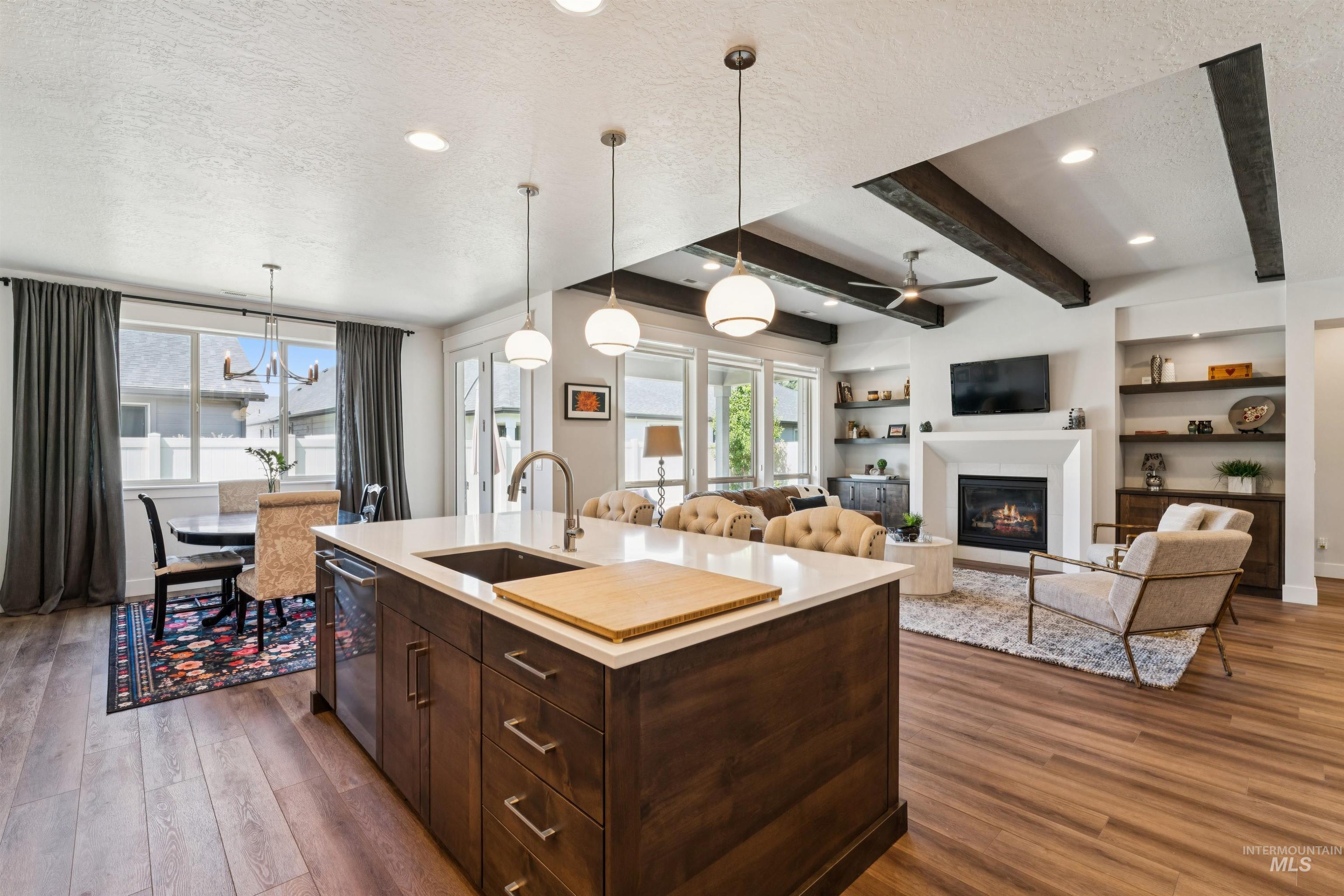 153 N Becknoll Lane, Eagle, Idaho 83616, 3 Bedrooms, 2.5 Bathrooms, Residential For Sale, Price $725,000,MLS 98998152