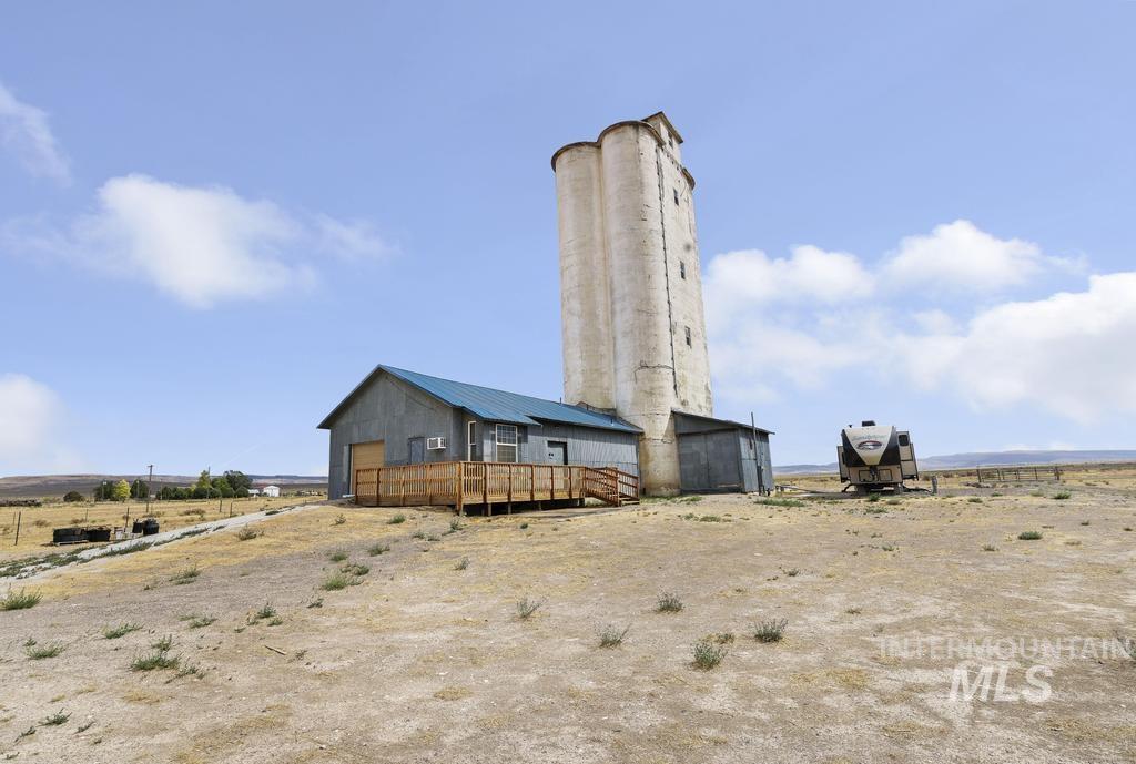 2348 E 2050 N, Twin Falls, Idaho 83301, 1 Bedroom, 1 Bathroom, Residential For Sale, Price $220,000,MLS 98998155