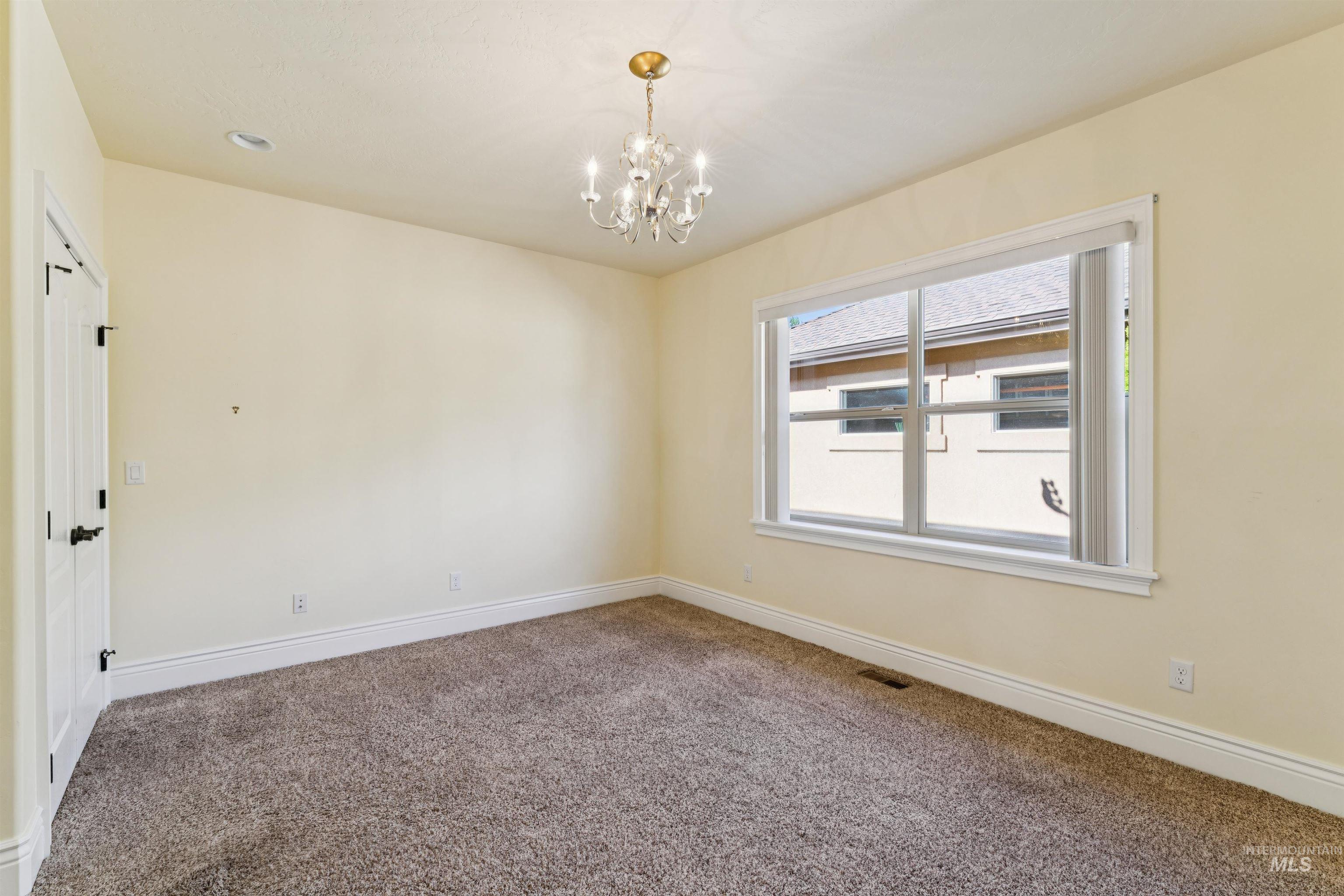 1614 W Par Court, Eagle, Idaho 83616, 3 Bedrooms, 2 Bathrooms, Residential For Sale, Price $649,999,MLS 98998157
