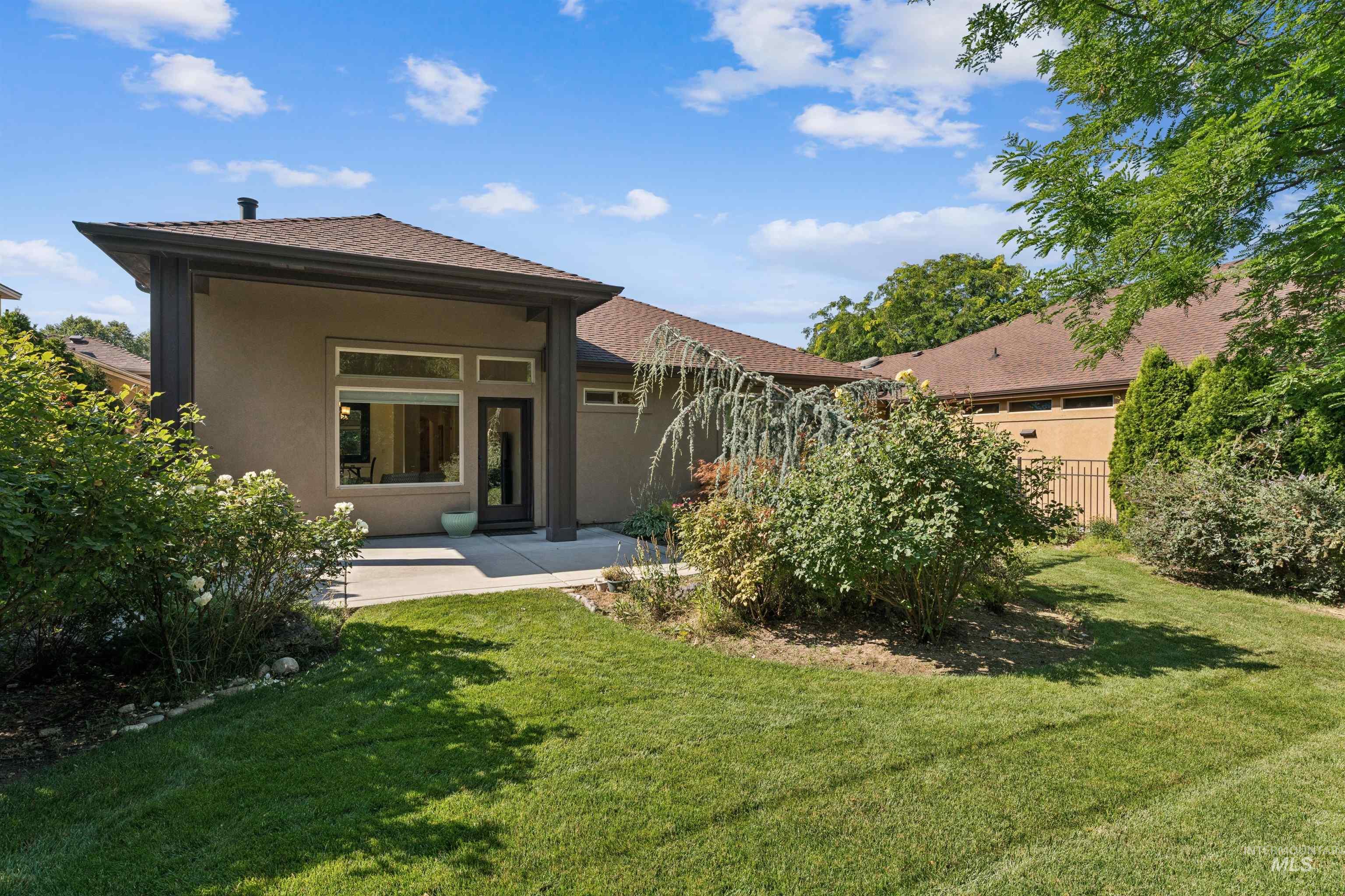 1614 W Par Court, Eagle, Idaho 83616, 3 Bedrooms, 2 Bathrooms, Residential For Sale, Price $649,999,MLS 98998157