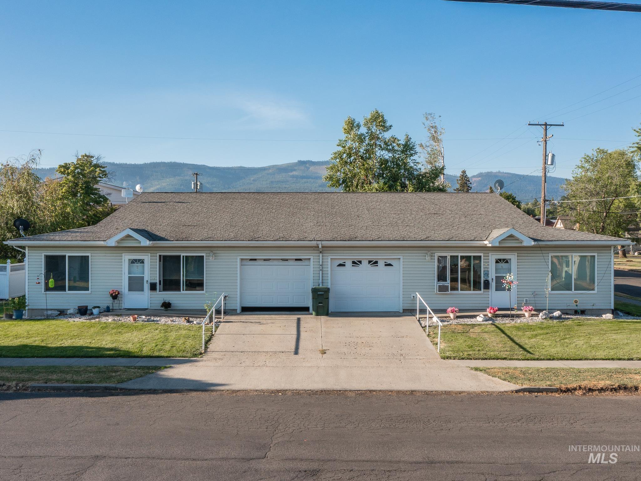 408 W South St, Grangeville, Idaho 83530, 8 Bedrooms, 4 Bathrooms, Residential For Sale, Price $595,000,MLS 98998158