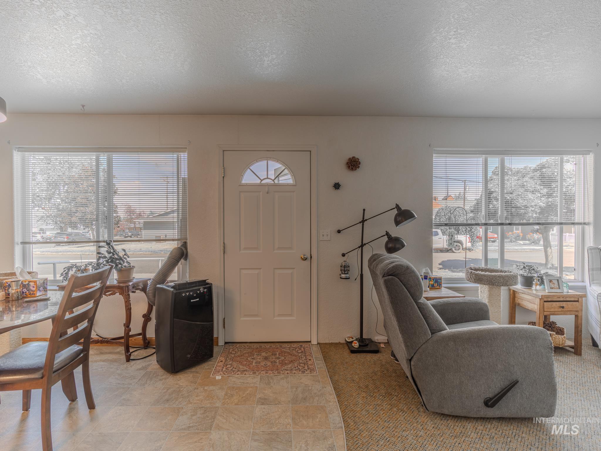 408 W South St, Grangeville, Idaho 83530, 8 Bedrooms, 4 Bathrooms, Residential For Sale, Price $595,000,MLS 98998158