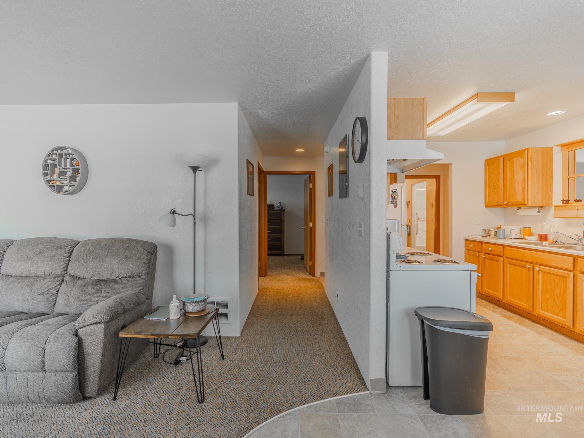 408 W South St, Grangeville, Idaho 83530, 8 Bedrooms, 4 Bathrooms, Residential For Sale, Price $595,000,MLS 98998158