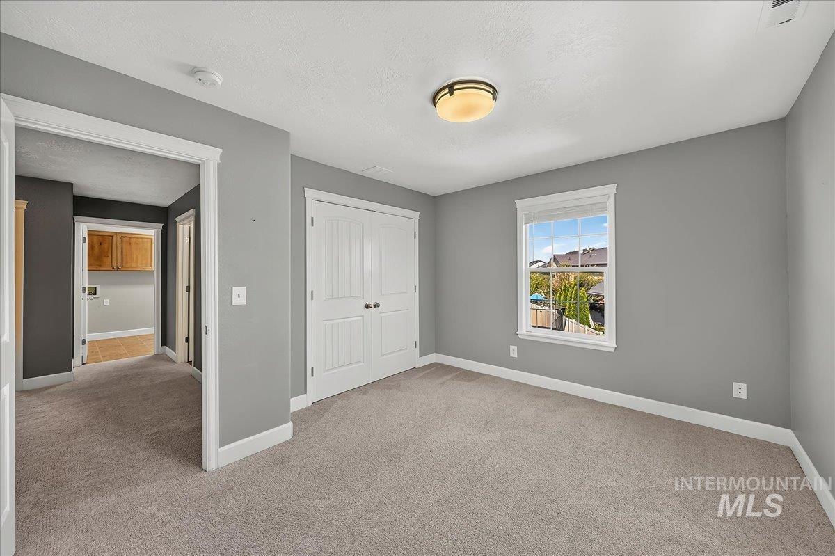 1210 W Cobblefield, Meridian, Idaho 83646, 4 Bedrooms, 2.5 Bathrooms, Residential For Sale, Price $539,900,MLS 98998159