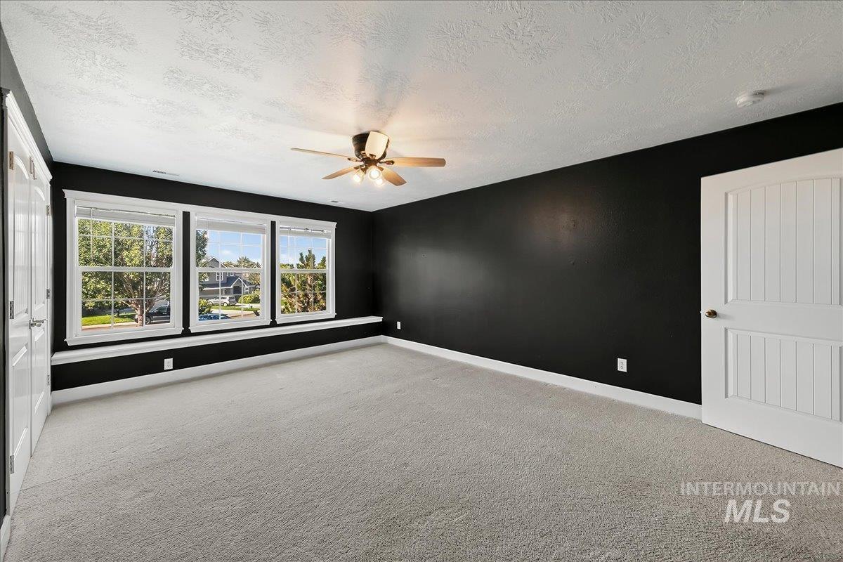1210 W Cobblefield, Meridian, Idaho 83646, 4 Bedrooms, 2.5 Bathrooms, Residential For Sale, Price $539,900,MLS 98998159