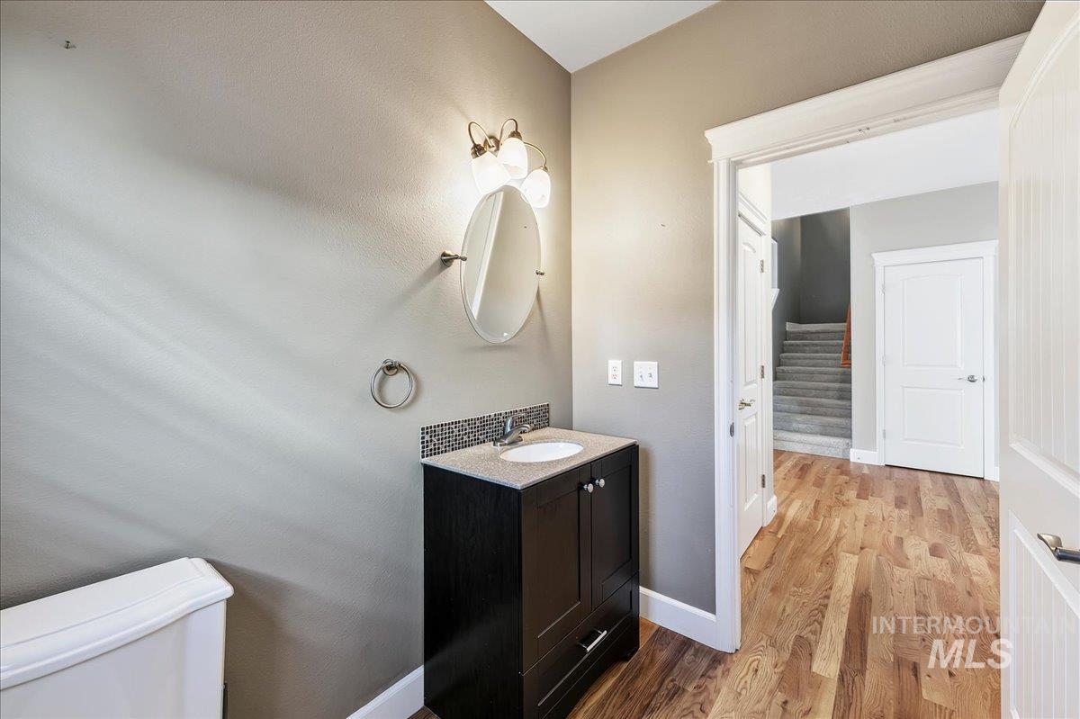 1210 W Cobblefield, Meridian, Idaho 83646, 4 Bedrooms, 2.5 Bathrooms, Residential For Sale, Price $539,900,MLS 98998159