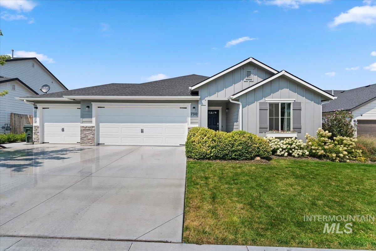 730 W Treehouse Way, Kuna, Idaho 83634, 3 Bedrooms, 2 Bathrooms, Residential For Sale, Price $444,500,MLS 98998160