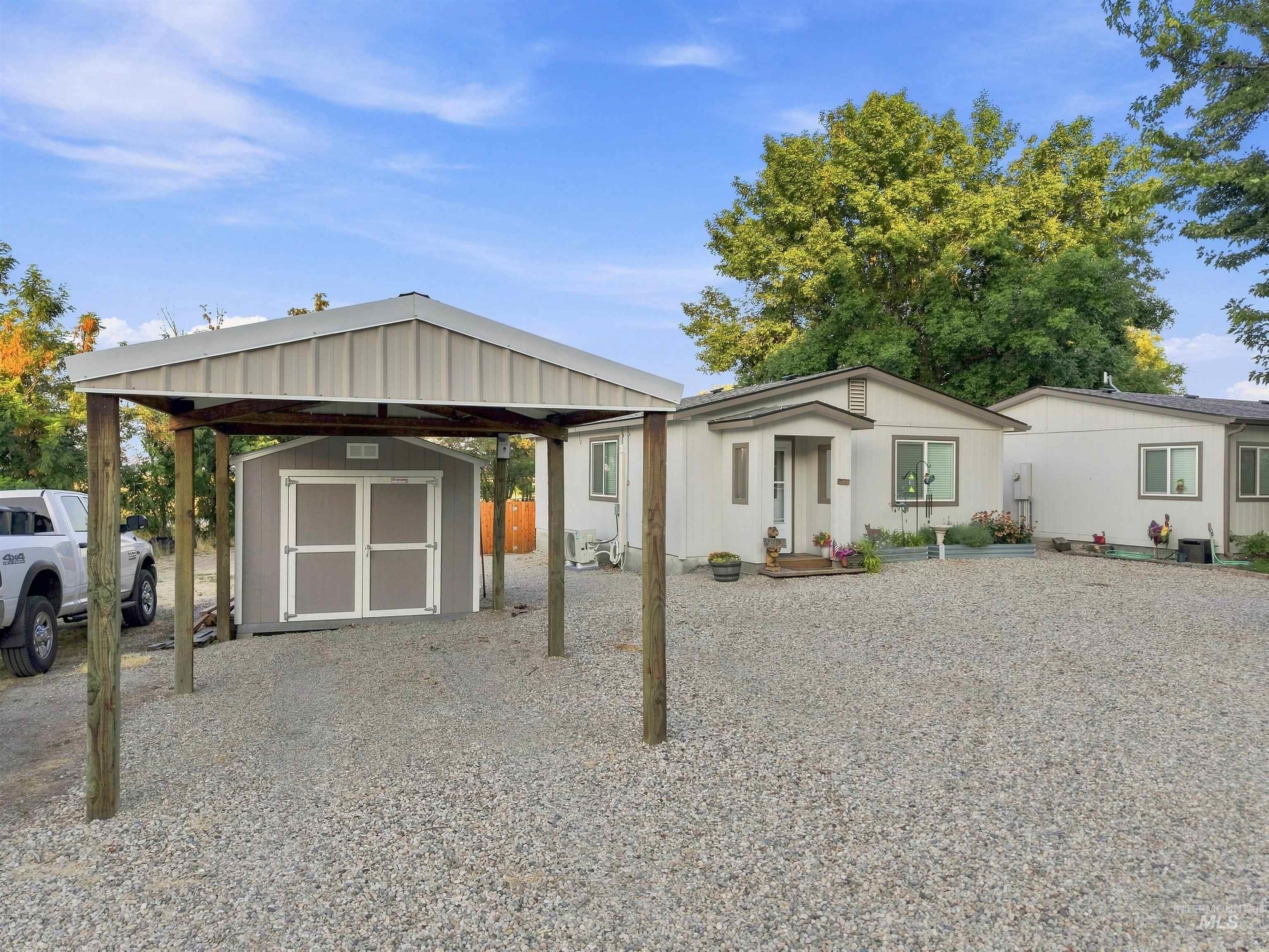 4940 W South Slope Rd, Emmett, Idaho 83617, 4 Bedrooms, 3 Bathrooms, Residential For Sale, Price $679,500, 98998161