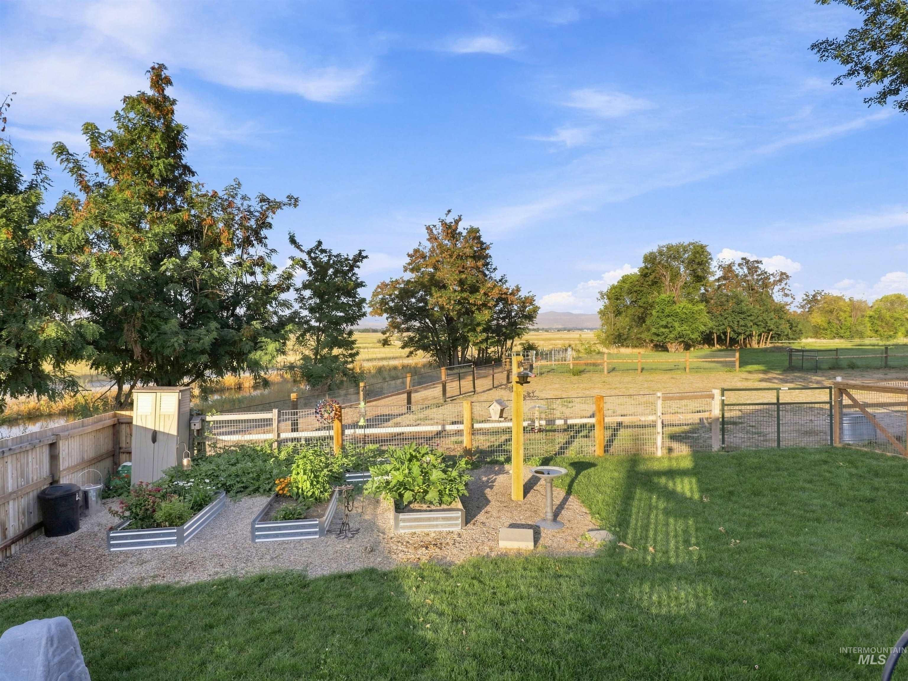 4940 W South Slope Rd, Emmett, Idaho 83617, 4 Bedrooms, 3 Bathrooms, Residential For Sale, Price $679,500, 98998161