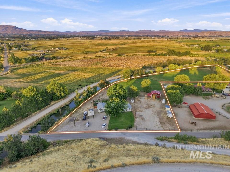 4940 W South Slope Rd, Emmett, Idaho 83617, 4 Bedrooms, 3 Bathrooms, Residential For Sale, Price $679,500, 98998161
