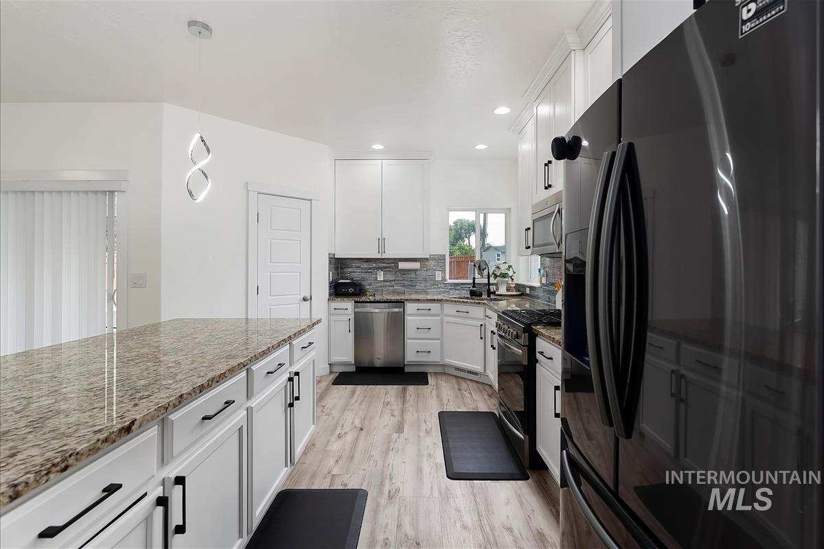 7364 W Spur Court, Boise, Idaho 83709, 5 Bedrooms, 3 Bathrooms, Residential For Sale, Price $774,999,MLS 98998162