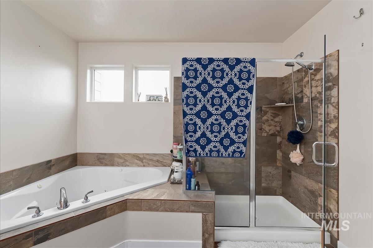 7364 W Spur Court, Boise, Idaho 83709, 5 Bedrooms, 3 Bathrooms, Residential For Sale, Price $774,999,MLS 98998162
